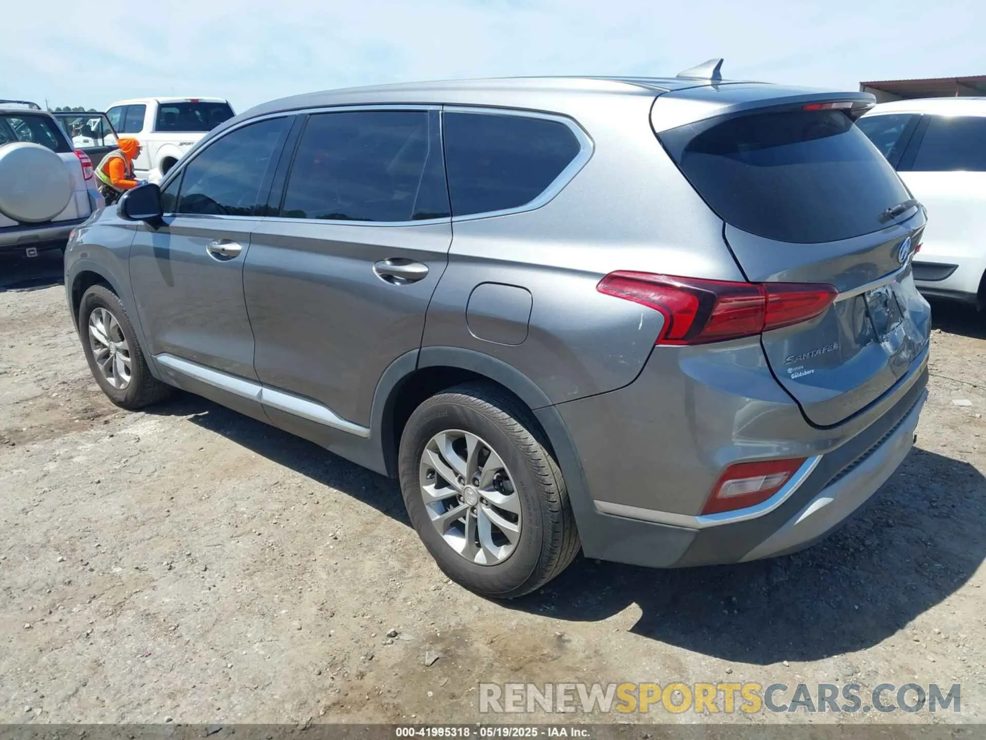 3 fotografías del automóvil dañado 5NMS33AD5KH048440 HYUNDAI SANTA FE 2019