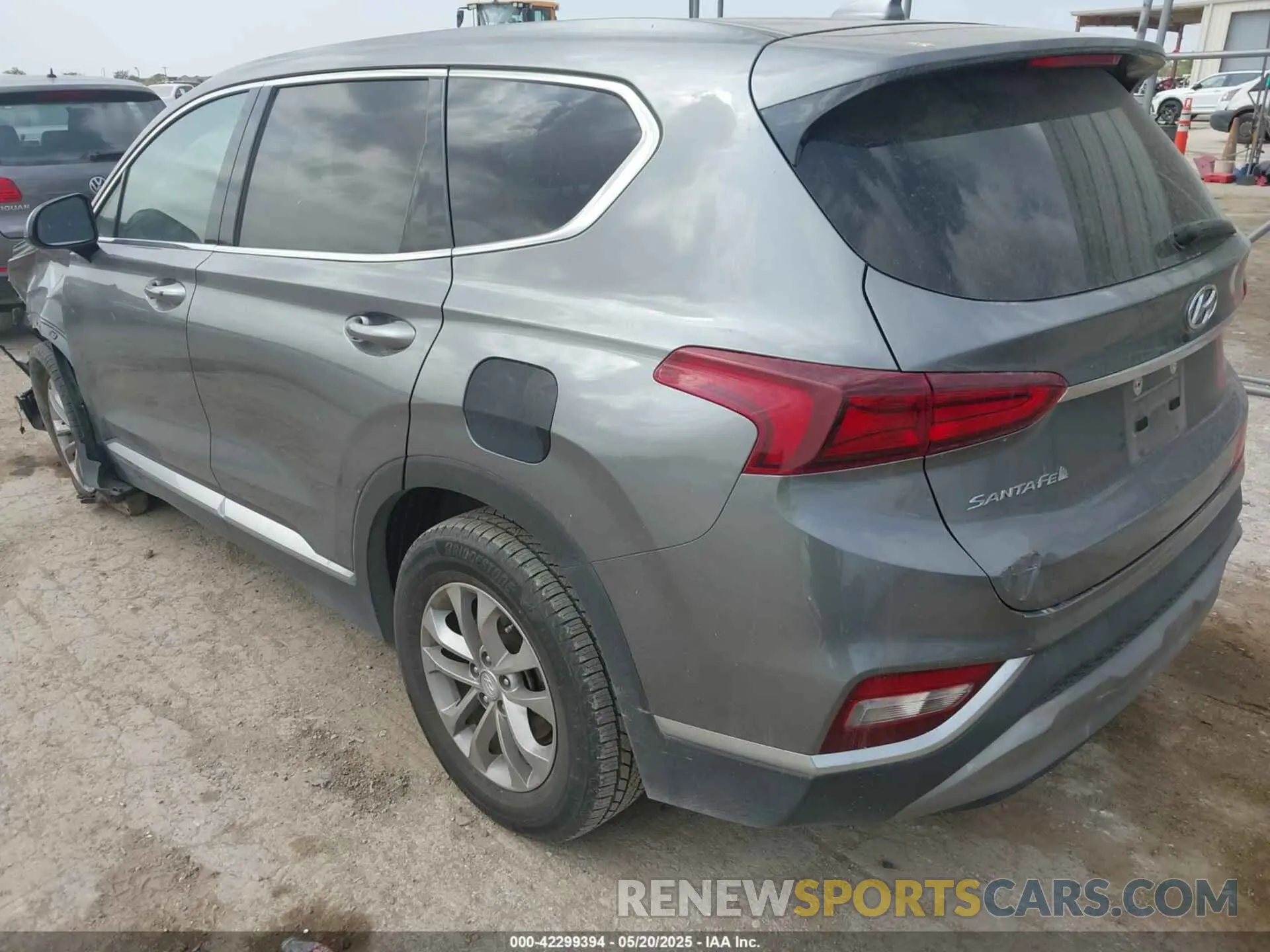 3 fotografías del automóvil dañado 5NMS33AD6KH067885 HYUNDAI SANTA FE 2019