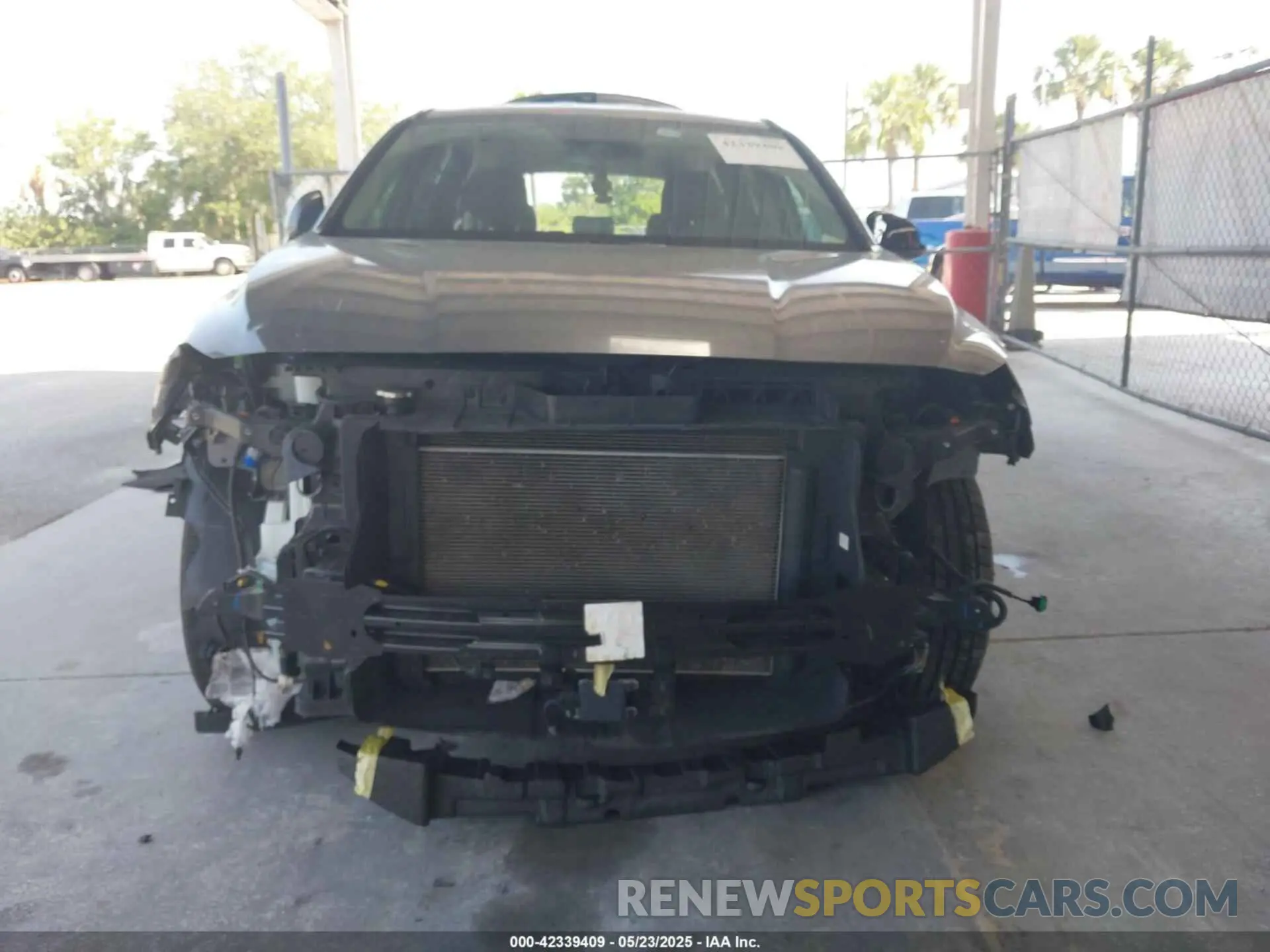 13 fotografías del automóvil dañado 5NMS33AD6KH100495 HYUNDAI SANTA FE 2019