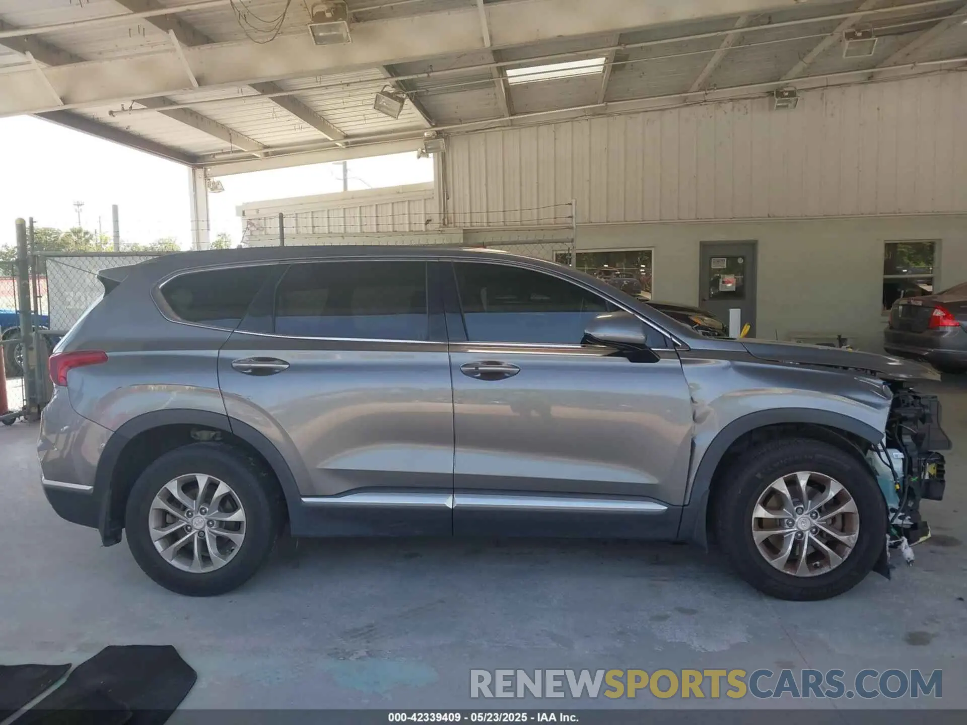 14 fotografías del automóvil dañado 5NMS33AD6KH100495 HYUNDAI SANTA FE 2019