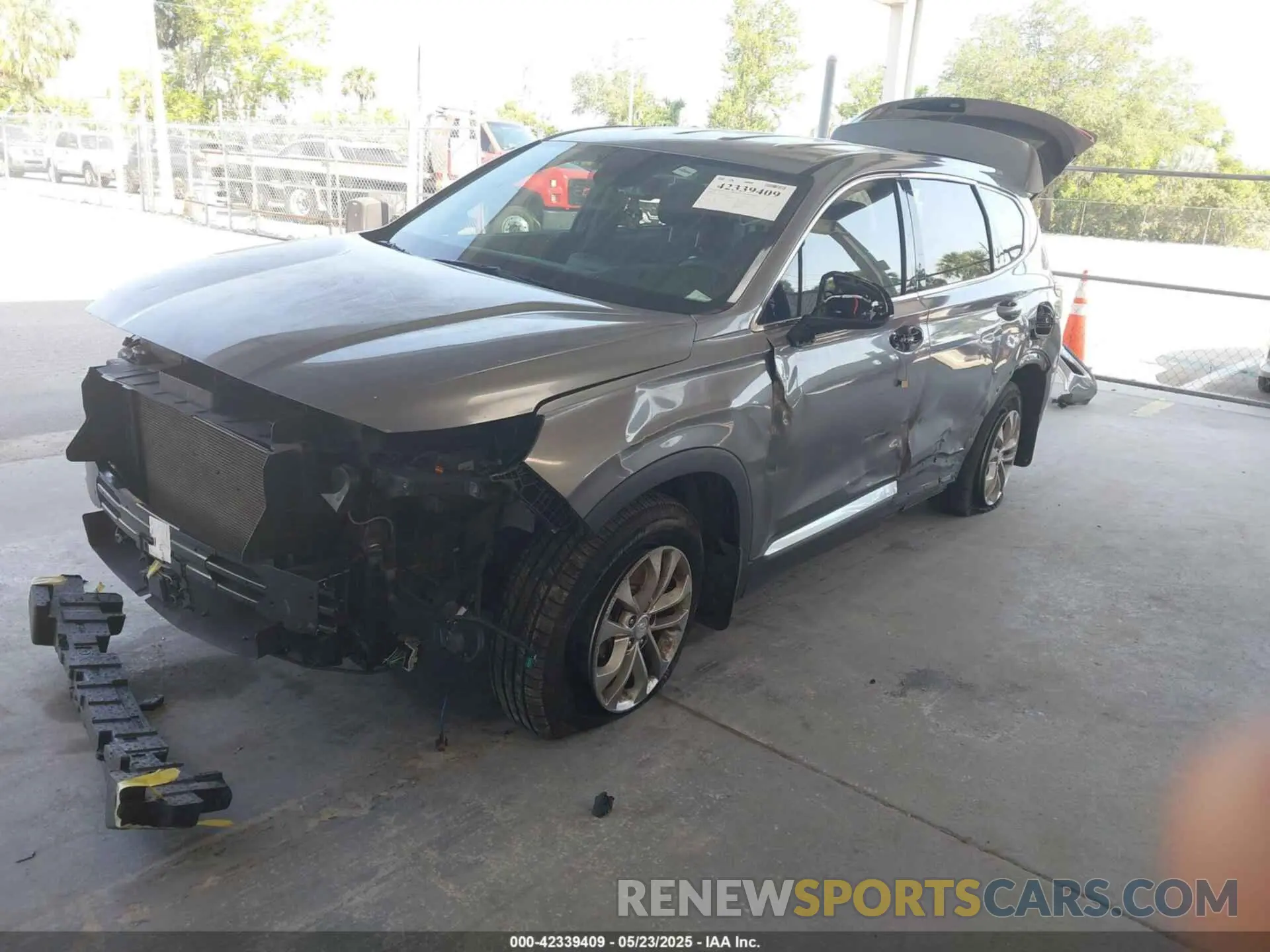 2 fotografías del automóvil dañado 5NMS33AD6KH100495 HYUNDAI SANTA FE 2019