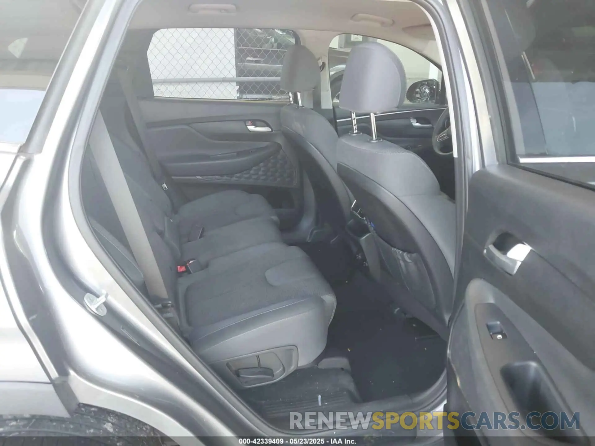 8 fotografías del automóvil dañado 5NMS33AD6KH100495 HYUNDAI SANTA FE 2019