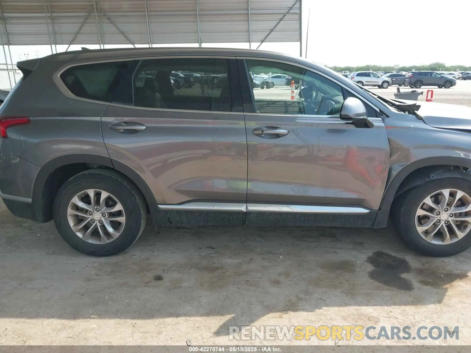 14 fotografías del automóvil dañado 5NMS33AD8KH006697 HYUNDAI SANTA FE 2019