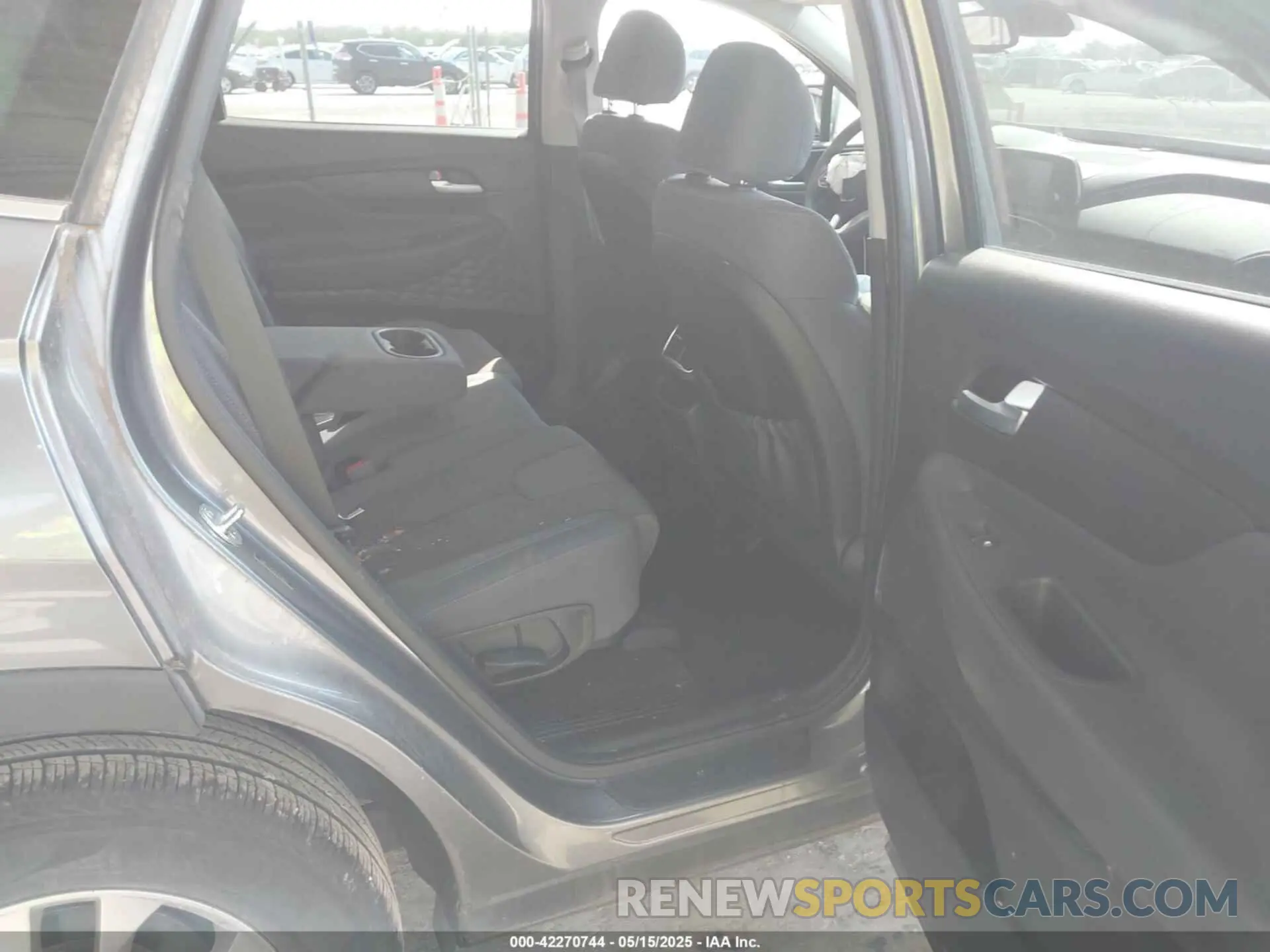 8 fotografías del automóvil dañado 5NMS33AD8KH006697 HYUNDAI SANTA FE 2019