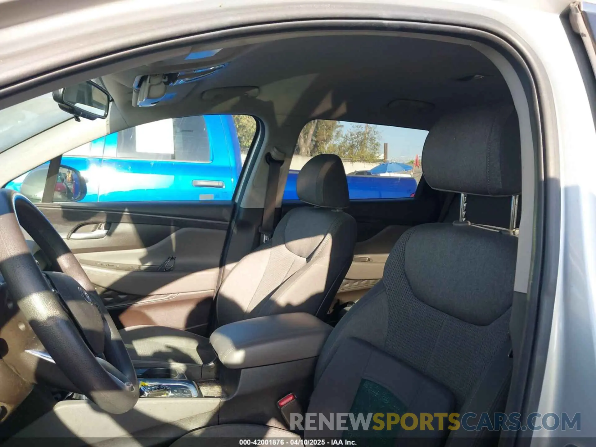 20 fotografías del automóvil dañado 5NMS3CAD0KH009349 HYUNDAI SANTA FE 2019
