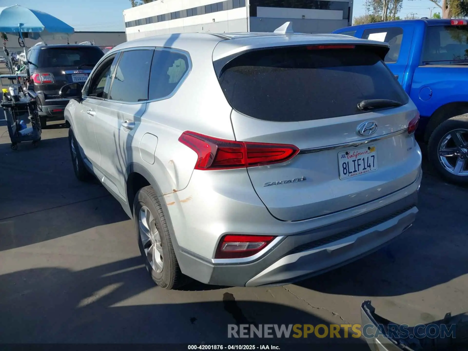 3 fotografías del automóvil dañado 5NMS3CAD0KH009349 HYUNDAI SANTA FE 2019