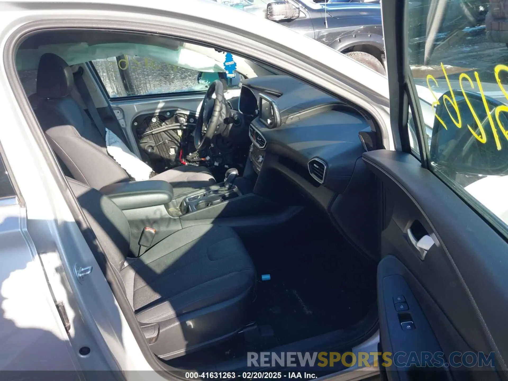 5 fotografías del automóvil dañado 5NMS3CAD0KH095472 HYUNDAI SANTA FE 2019