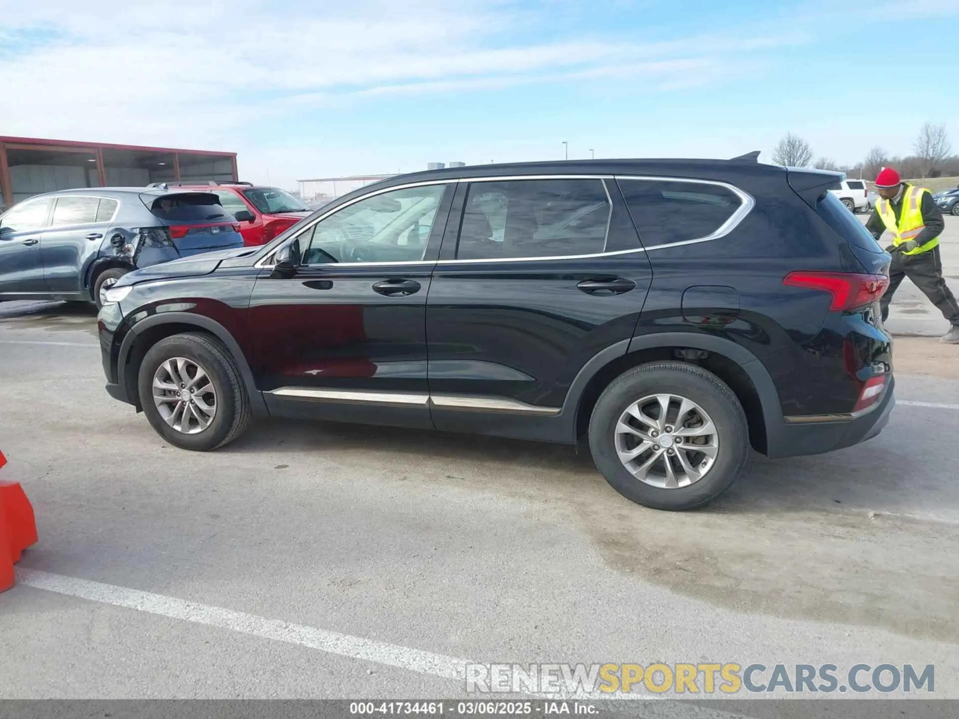 14 fotografías del automóvil dañado 5NMS3CAD0KH105045 HYUNDAI SANTA FE 2019