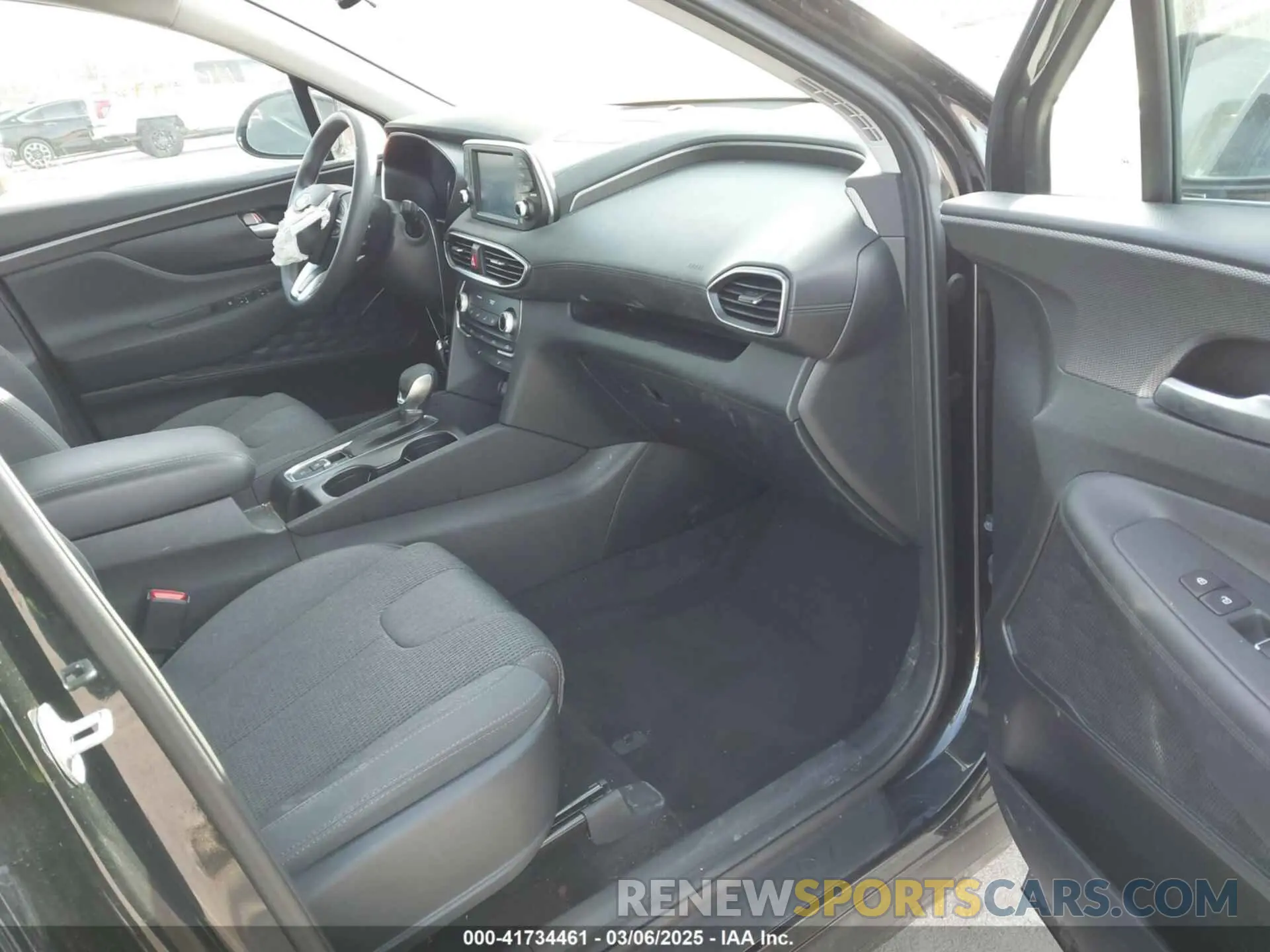 5 fotografías del automóvil dañado 5NMS3CAD0KH105045 HYUNDAI SANTA FE 2019