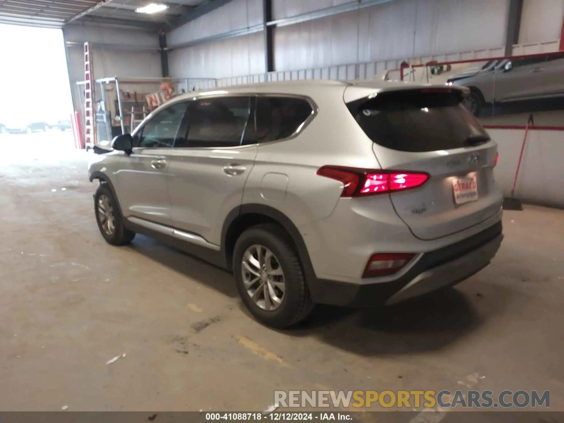 3 fotografías del automóvil dañado 5NMS3CAD3KH006333 HYUNDAI SANTA FE 2019