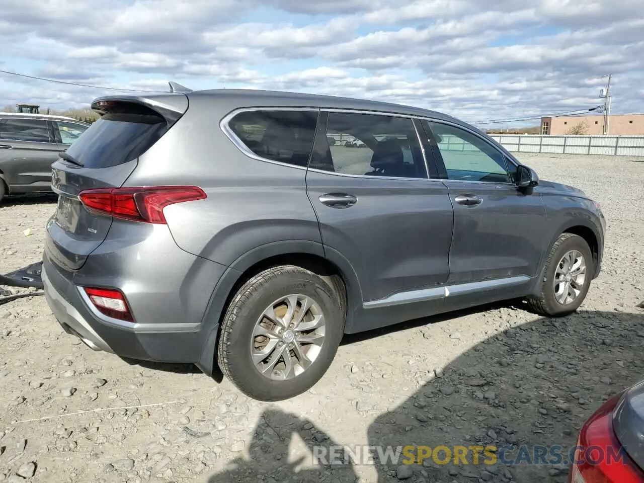 3 fotografías del automóvil dañado 5NMS3CAD3KH136001 HYUNDAI SANTA FE 2019