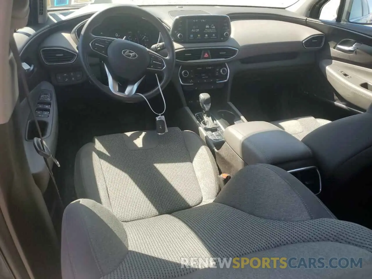 8 fotografías del automóvil dañado 5NMS3CAD4KH050471 HYUNDAI SANTA FE 2019