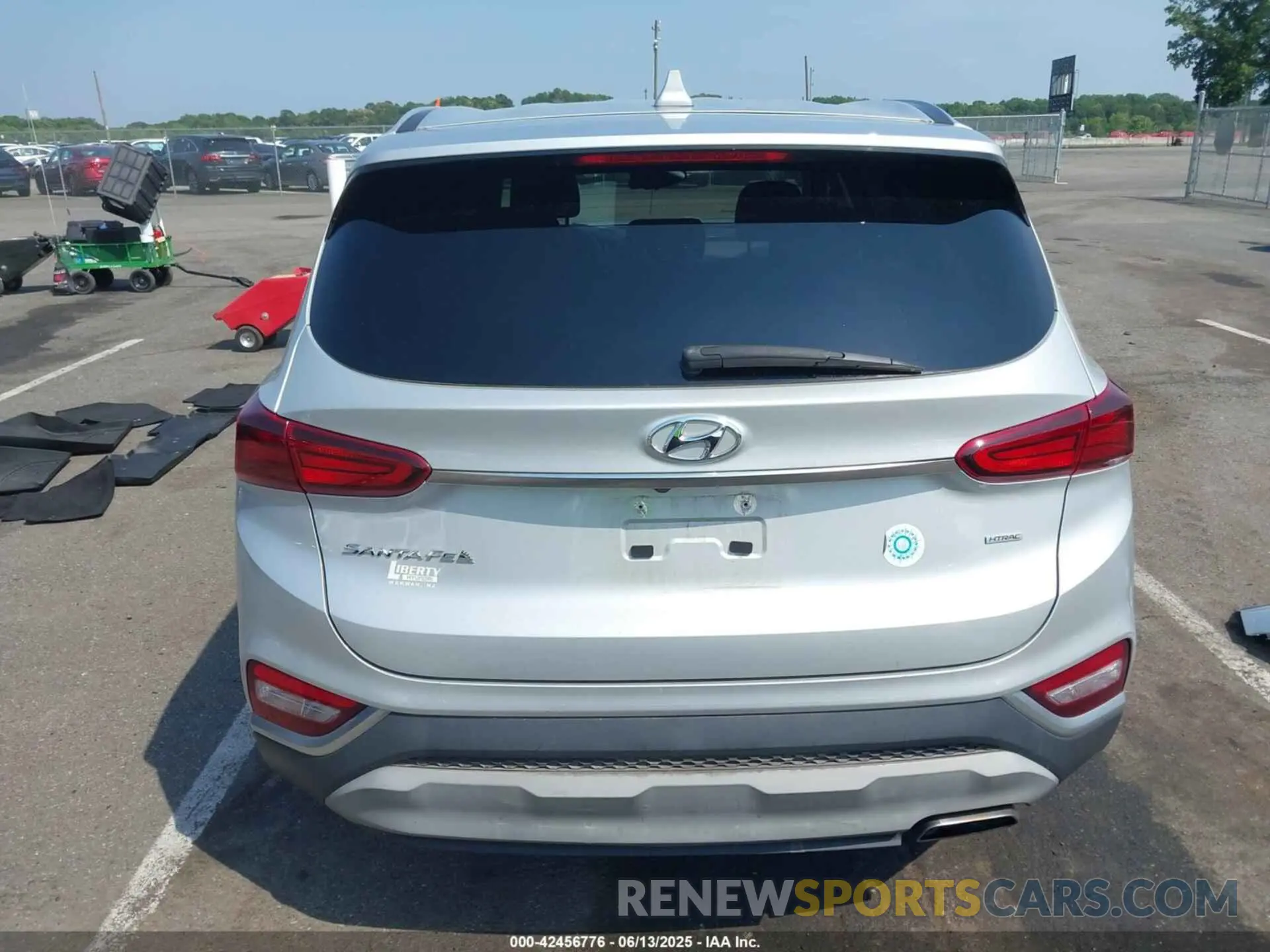 16 fotografías del automóvil dañado 5NMS3CAD4KH095474 HYUNDAI SANTA FE 2019