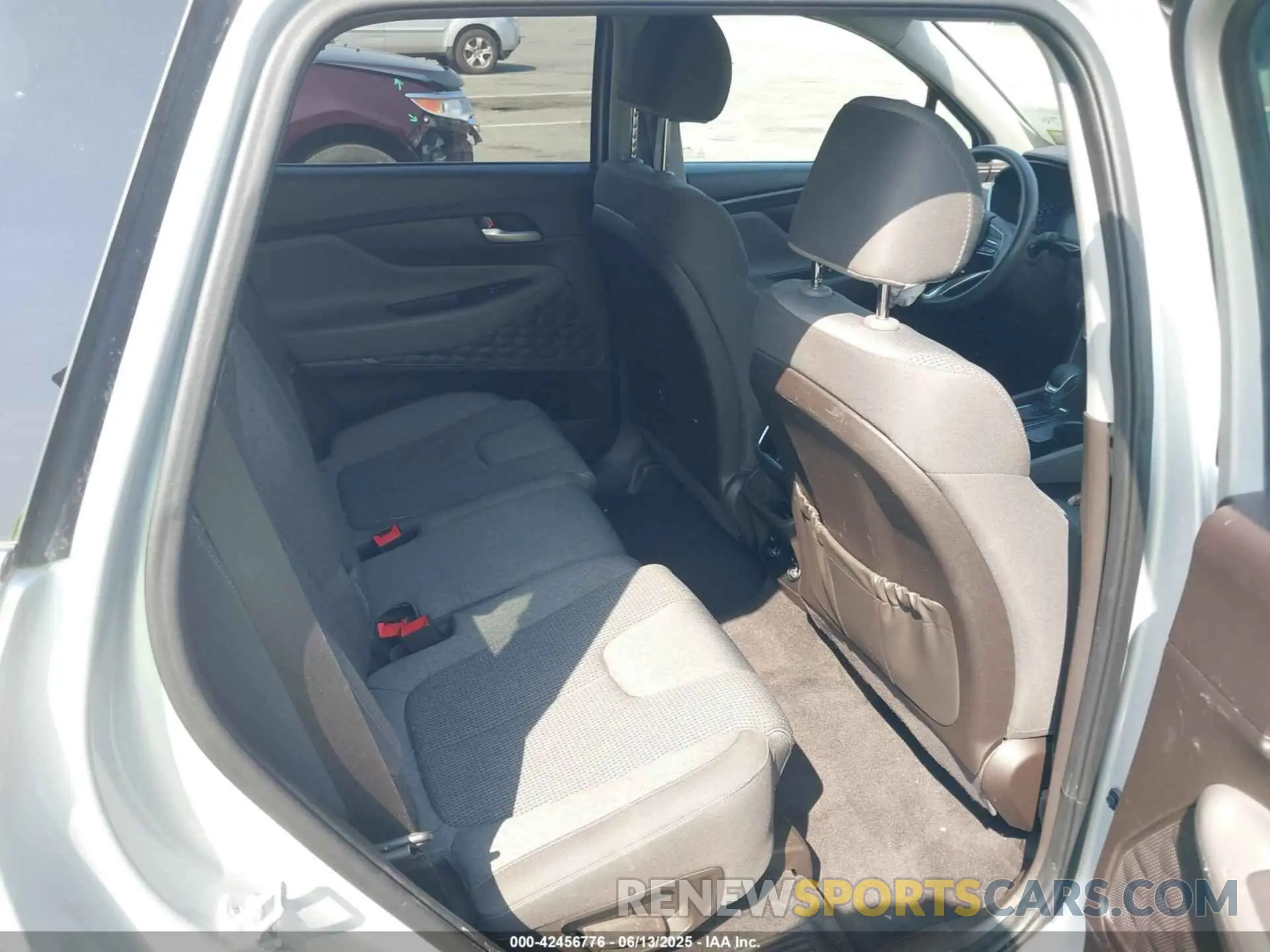 8 fotografías del automóvil dañado 5NMS3CAD4KH095474 HYUNDAI SANTA FE 2019