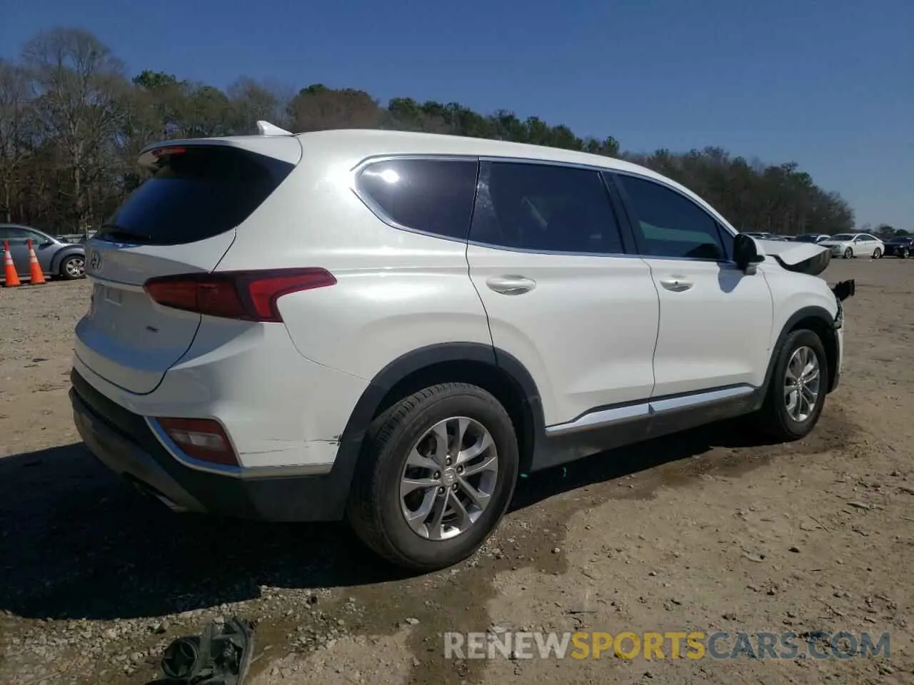 3 fotografías del automóvil dañado 5NMS3CAD5KH001232 HYUNDAI SANTA FE 2019