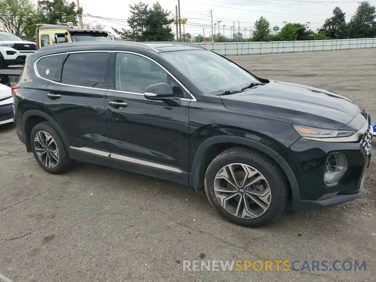 4 fotografías del automóvil dañado 5NMS53AA0KH111492 HYUNDAI SANTA FE 2019