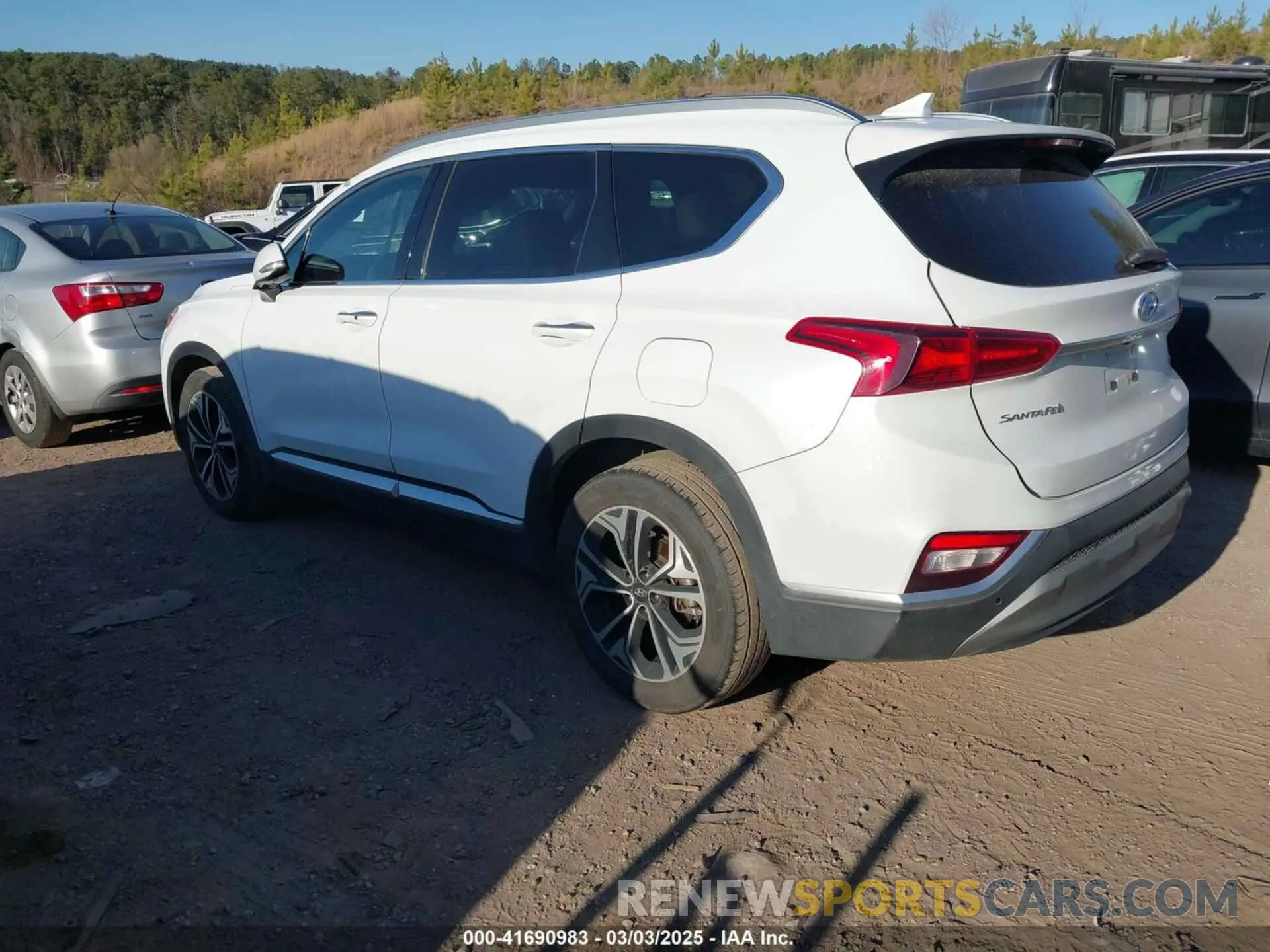 3 fotografías del automóvil dañado 5NMS53AA3KH051319 HYUNDAI SANTA FE 2019