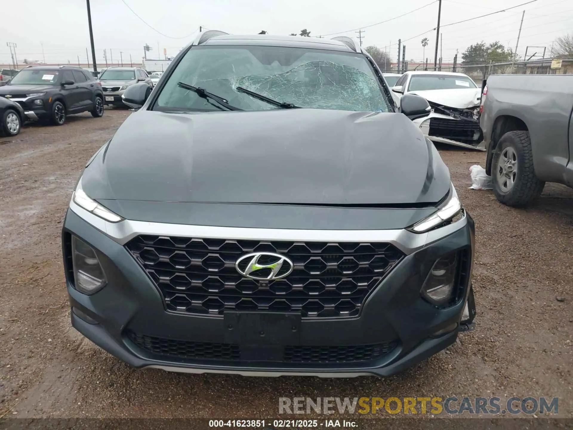 12 fotografías del automóvil dañado 5NMS53AA9KH055620 HYUNDAI SANTA FE 2019