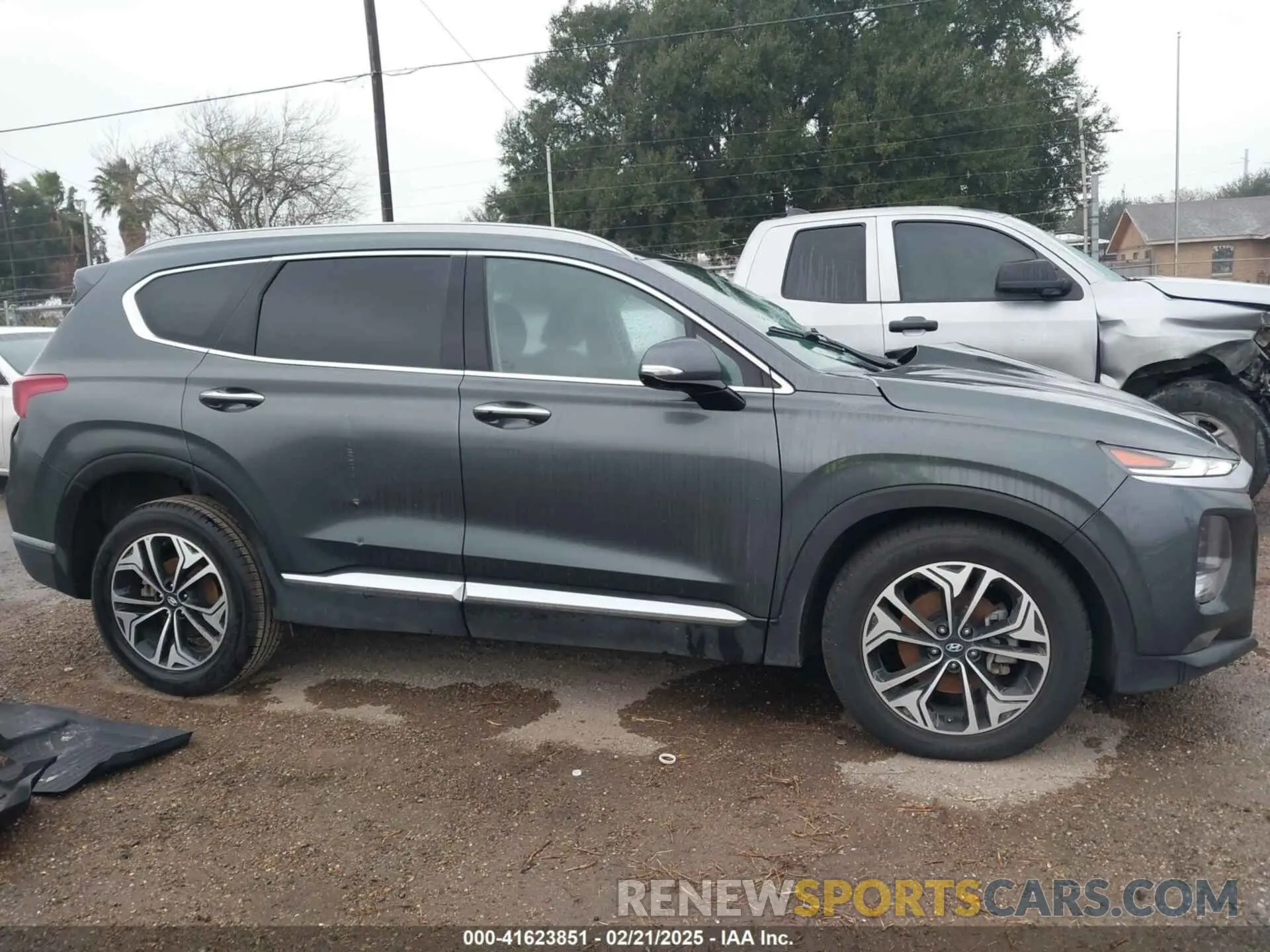 13 fotografías del automóvil dañado 5NMS53AA9KH055620 HYUNDAI SANTA FE 2019