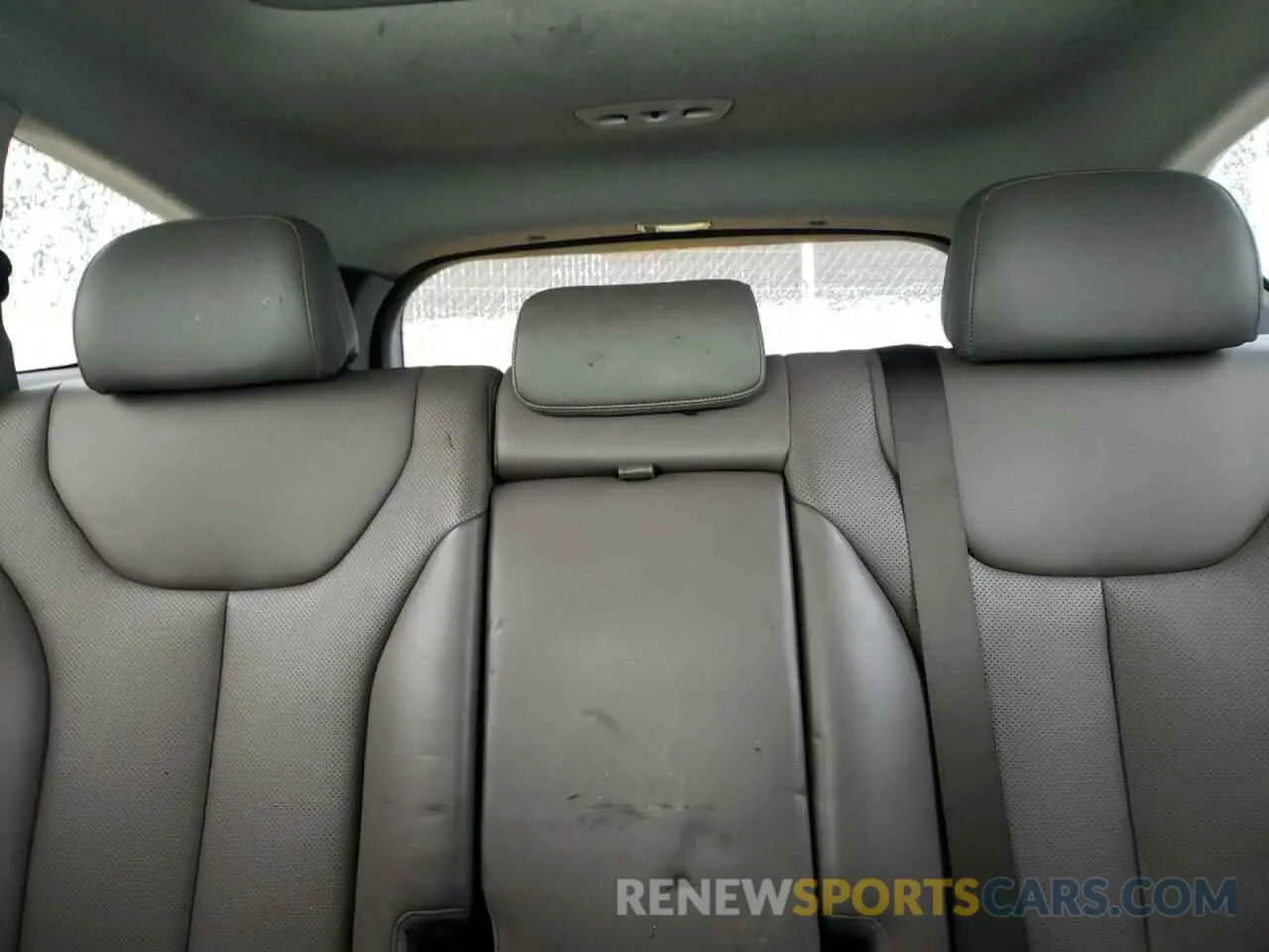 10 fotografías del automóvil dañado 5NMS53AD5KH003380 HYUNDAI SANTA FE 2019