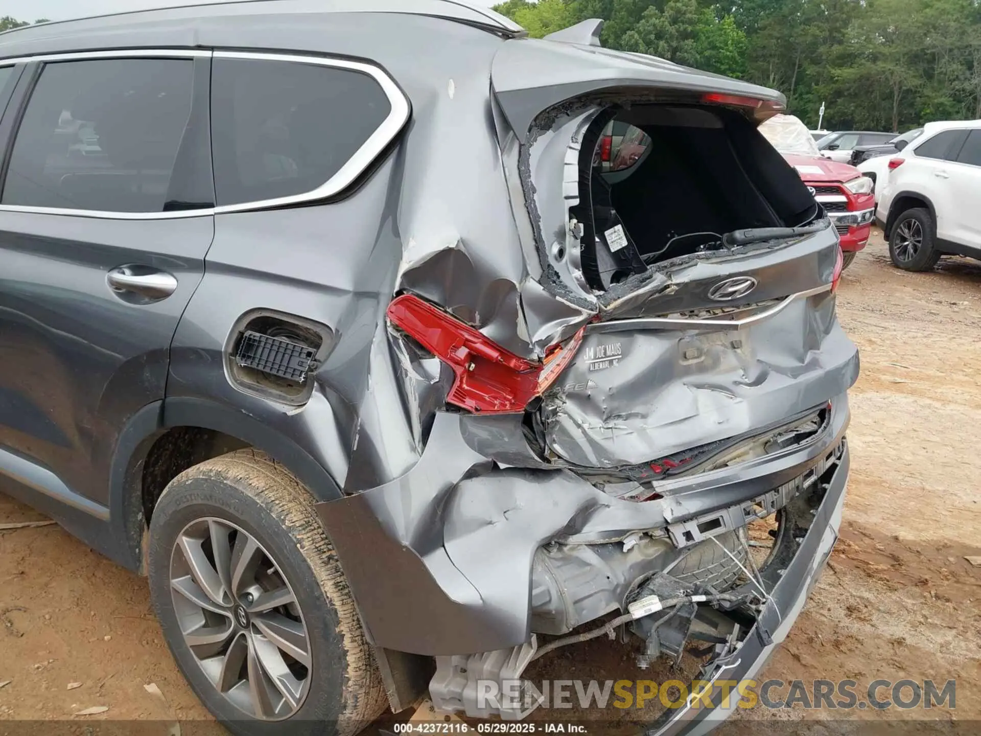 17 fotografías del automóvil dañado 5NMS53AD9KH001597 HYUNDAI SANTA FE 2019