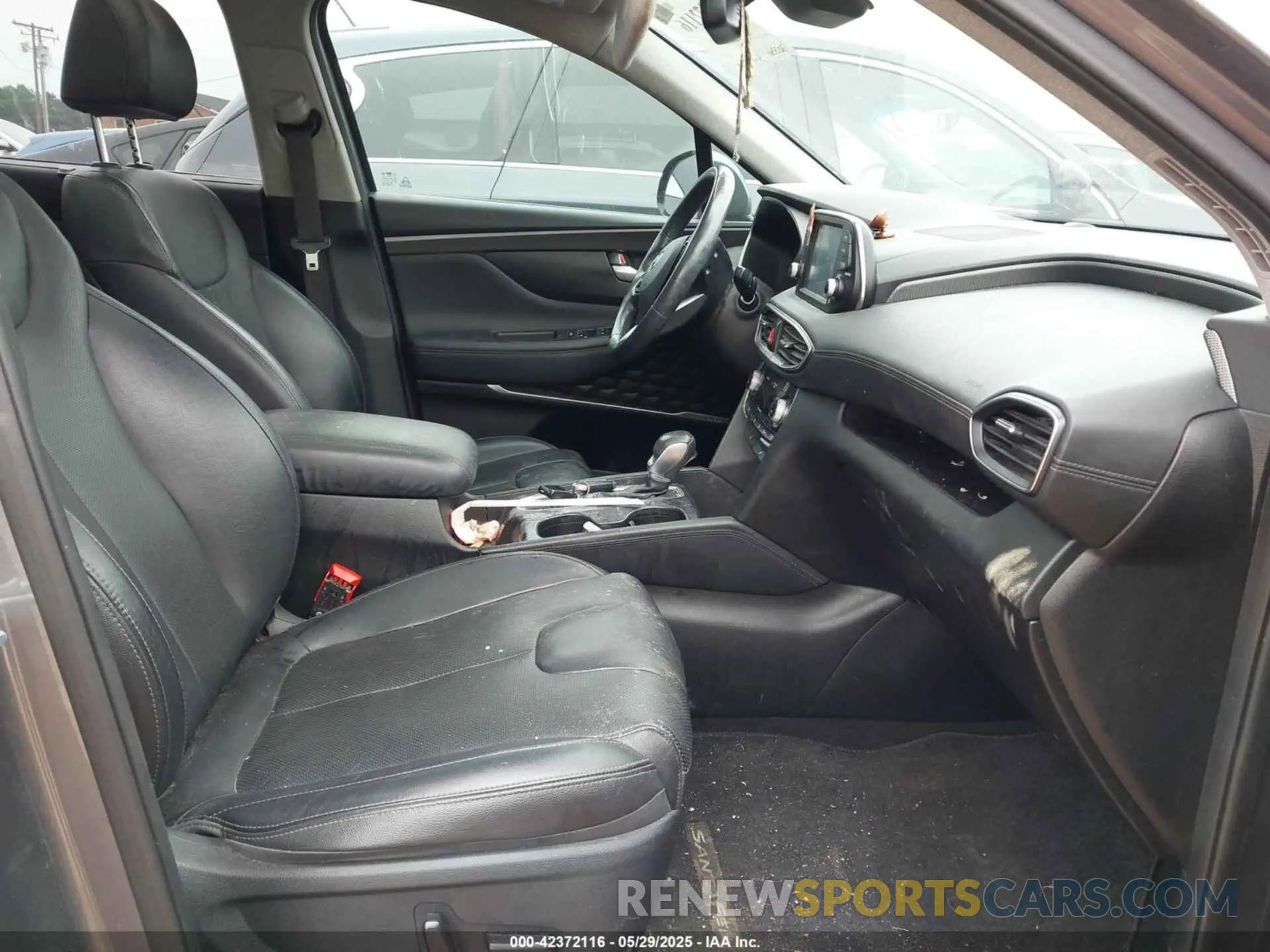 5 fotografías del automóvil dañado 5NMS53AD9KH001597 HYUNDAI SANTA FE 2019