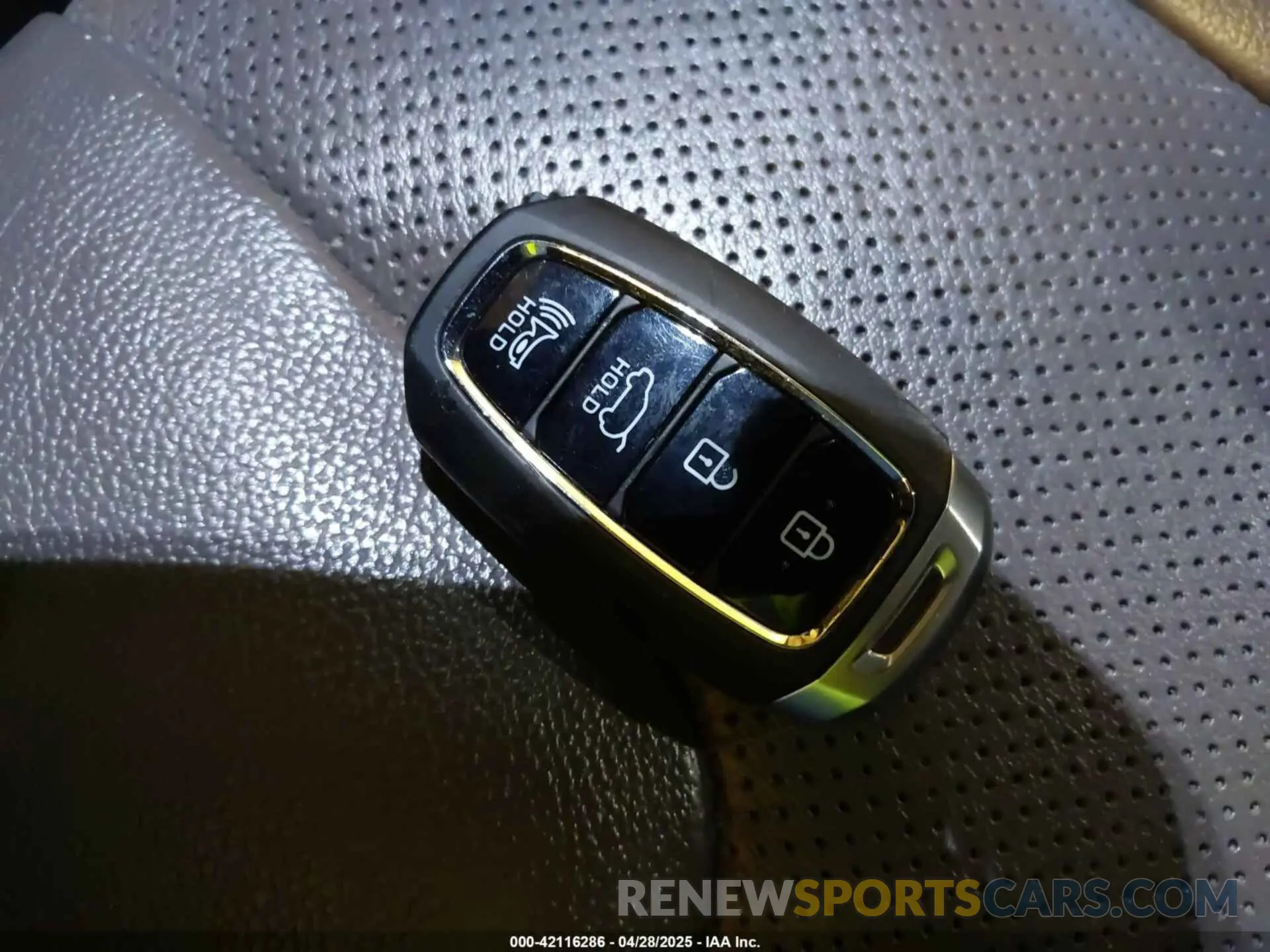 11 fotografías del automóvil dañado 5NMS5CAA4KH067125 HYUNDAI SANTA FE 2019
