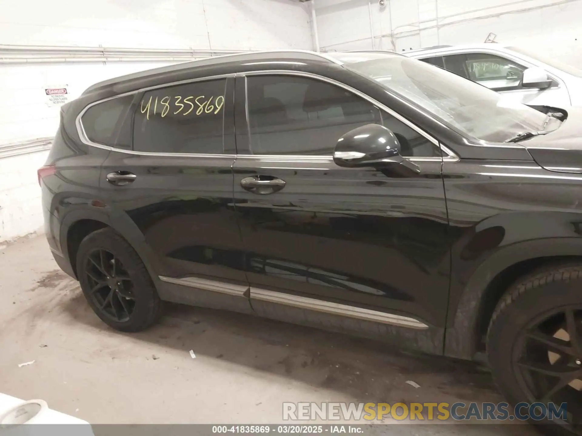 13 fotografías del automóvil dañado 5NMS5CAD9KH002846 HYUNDAI SANTA FE 2019