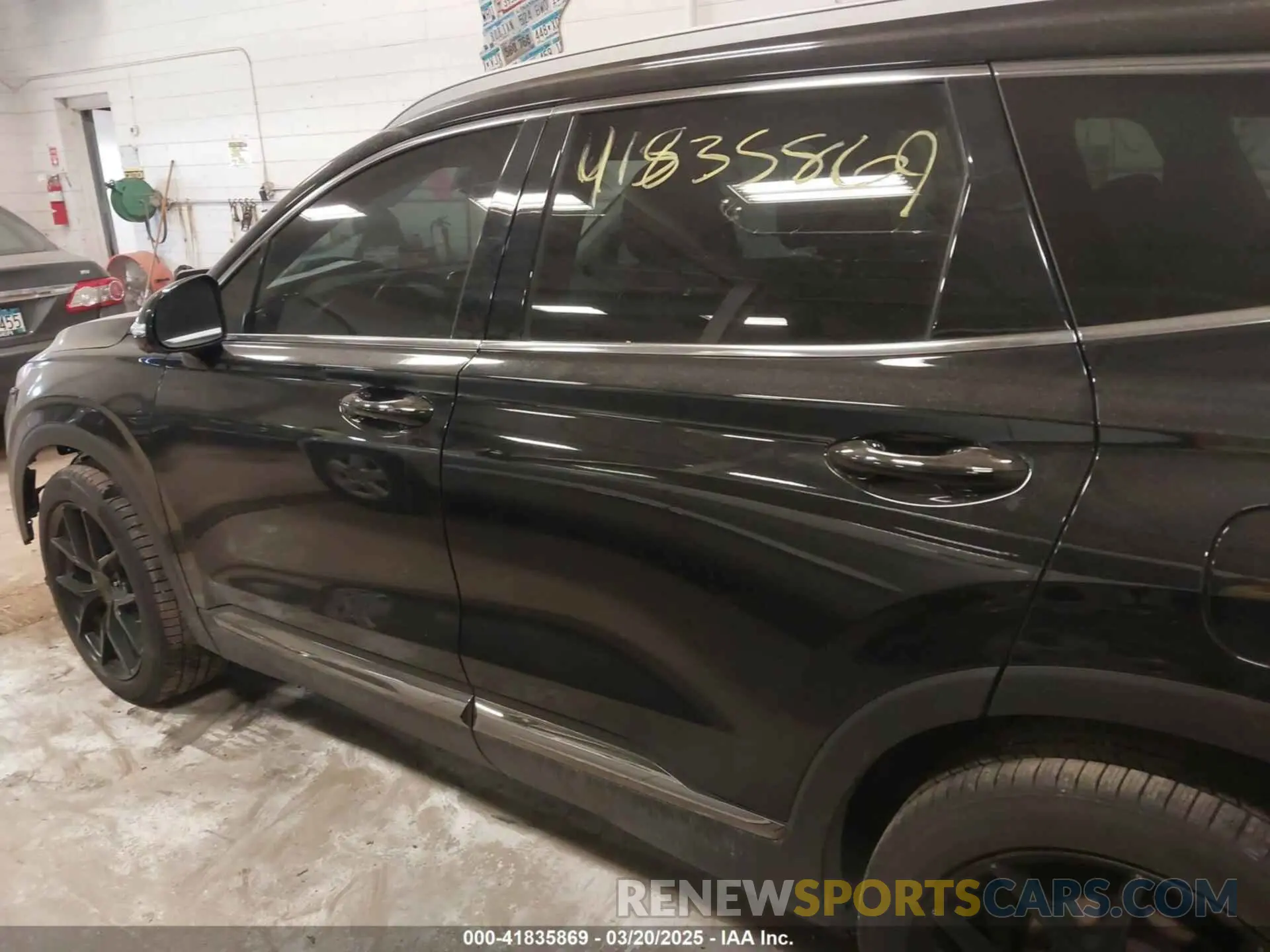 14 fotografías del automóvil dañado 5NMS5CAD9KH002846 HYUNDAI SANTA FE 2019