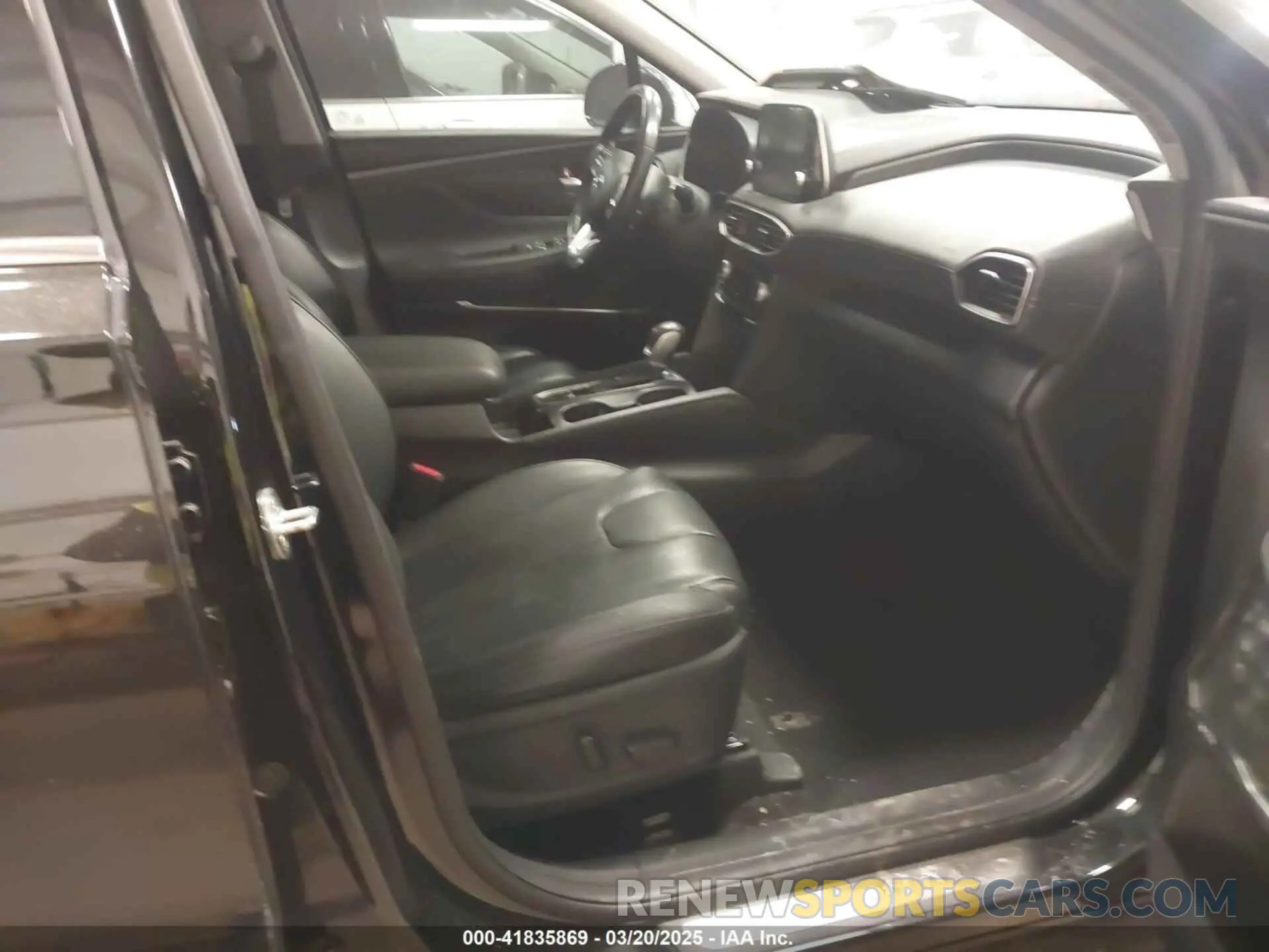 5 fotografías del automóvil dañado 5NMS5CAD9KH002846 HYUNDAI SANTA FE 2019