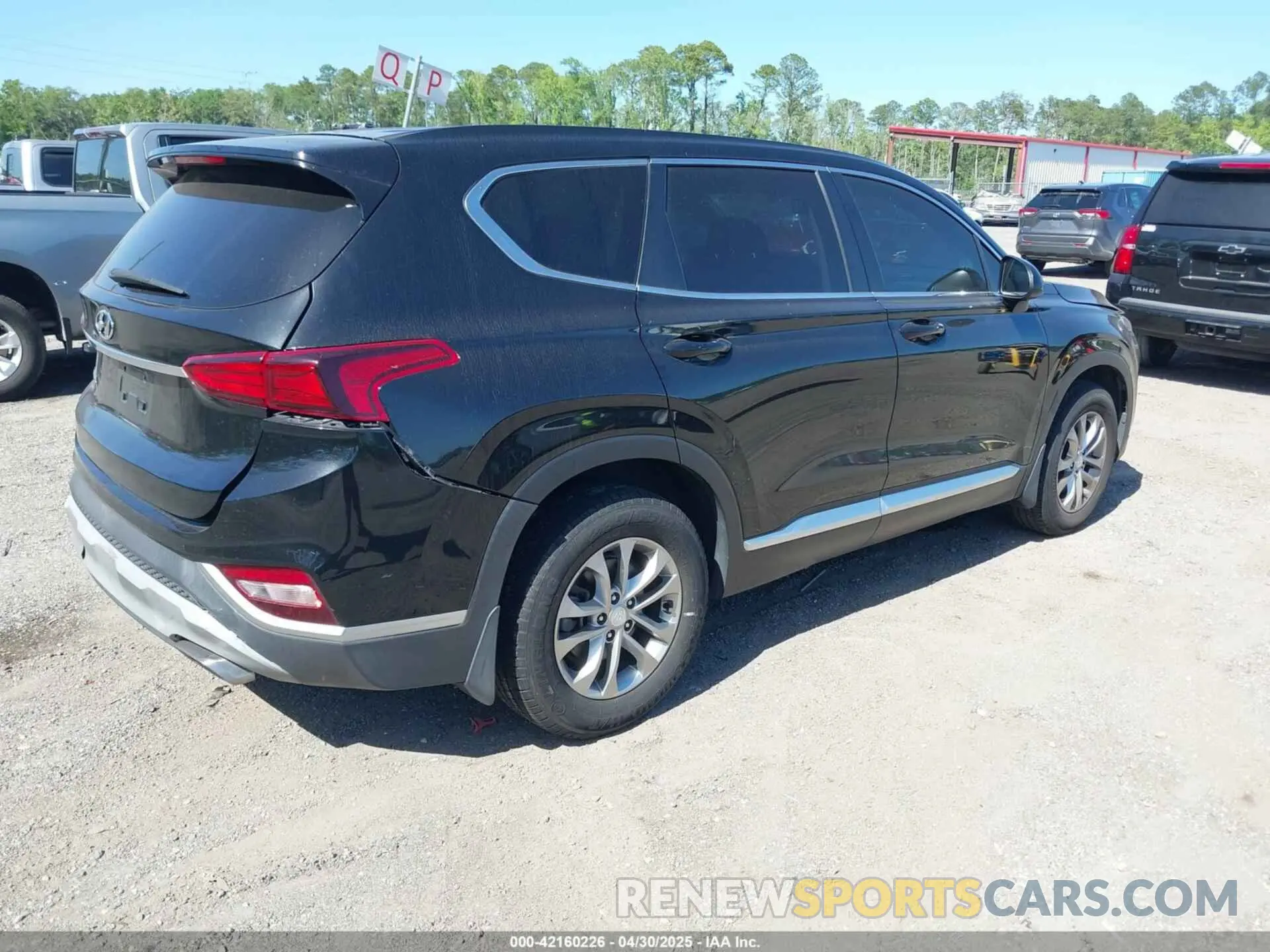 4 fotografías del automóvil dañado 5NMS23AD2LH160715 HYUNDAI SANTA FE 2020