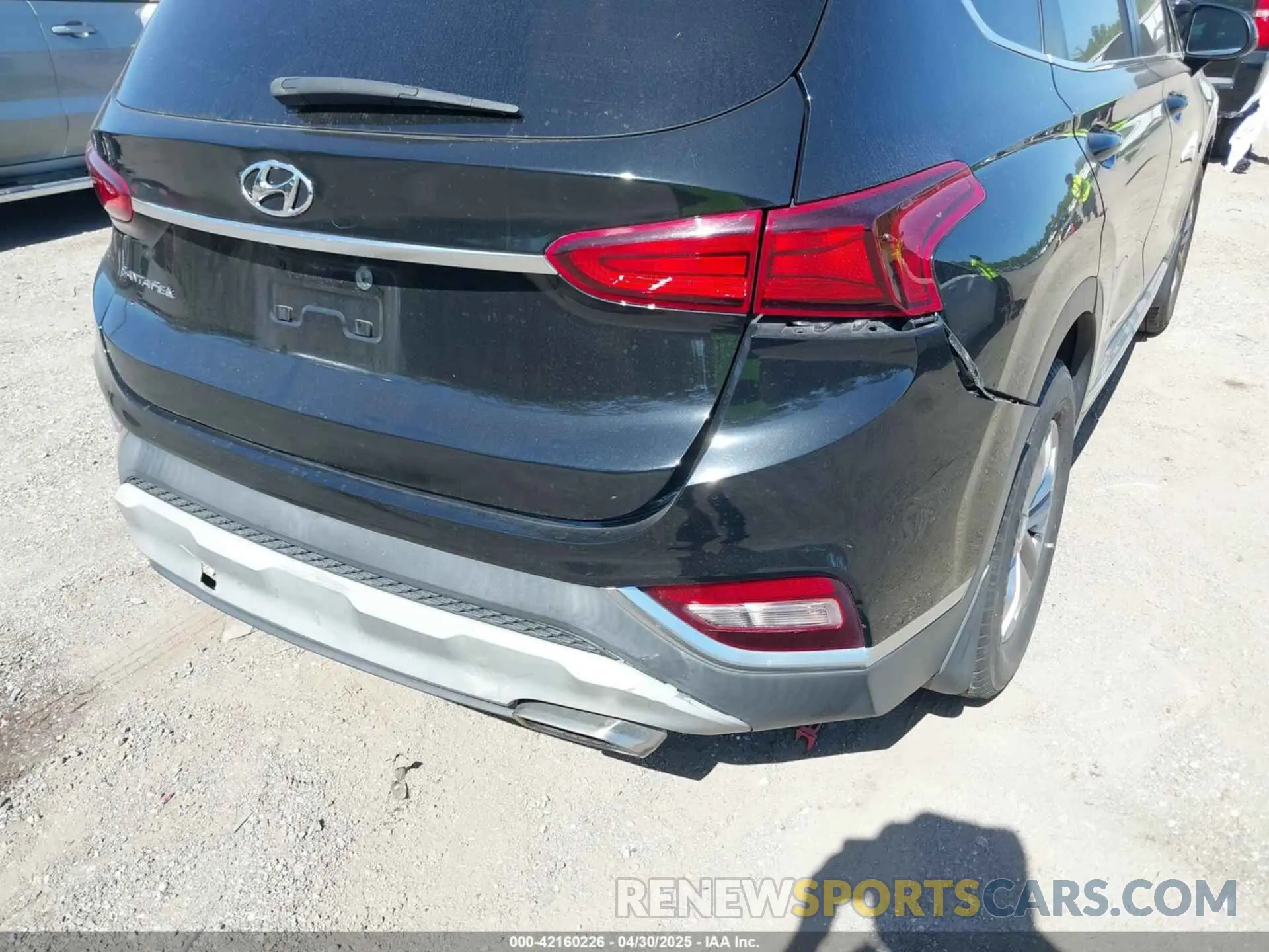 6 fotografías del automóvil dañado 5NMS23AD2LH160715 HYUNDAI SANTA FE 2020