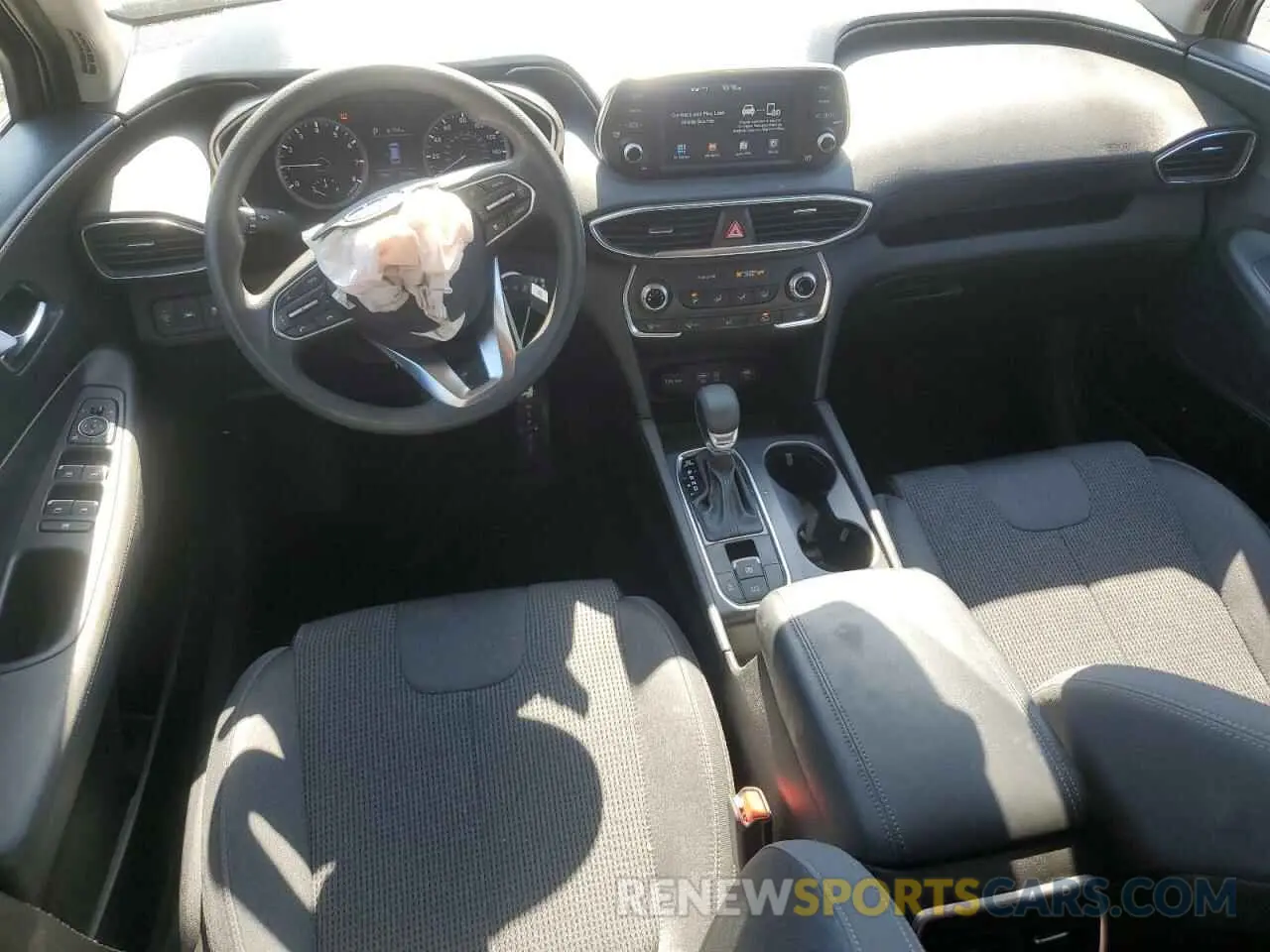 8 fotografías del automóvil dañado 5NMS23AD3LH238984 HYUNDAI SANTA FE 2020