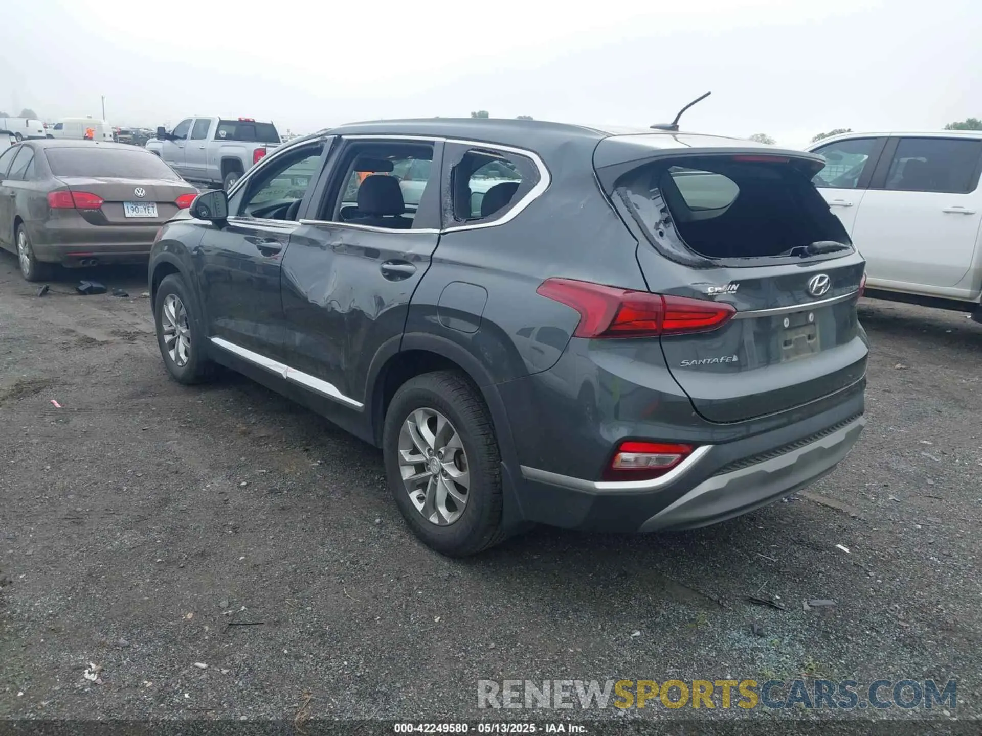 3 fotografías del automóvil dañado 5NMS23AD3LH261343 HYUNDAI SANTA FE 2020