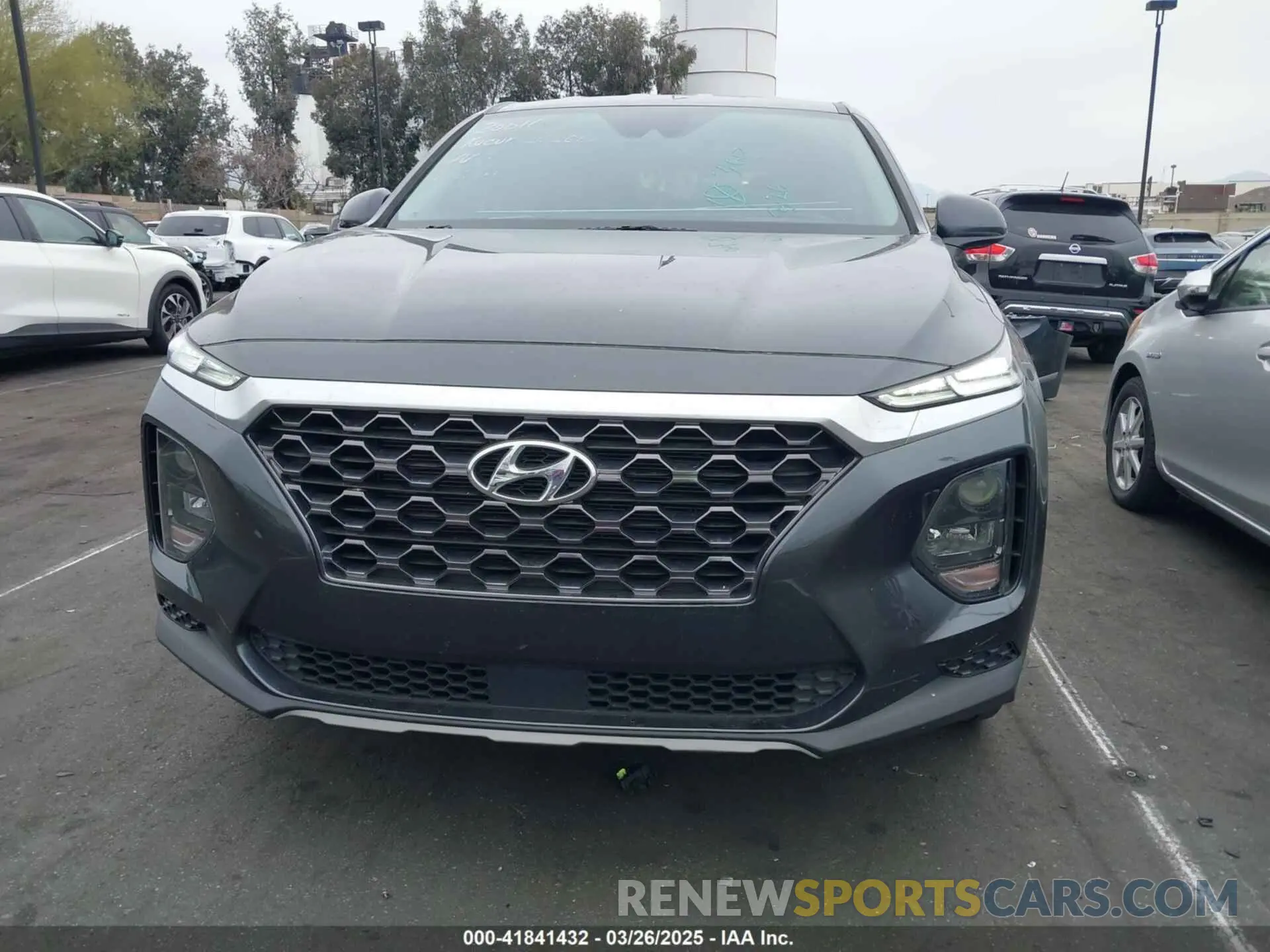 13 fotografías del automóvil dañado 5NMS23AD5LH187715 HYUNDAI SANTA FE 2020