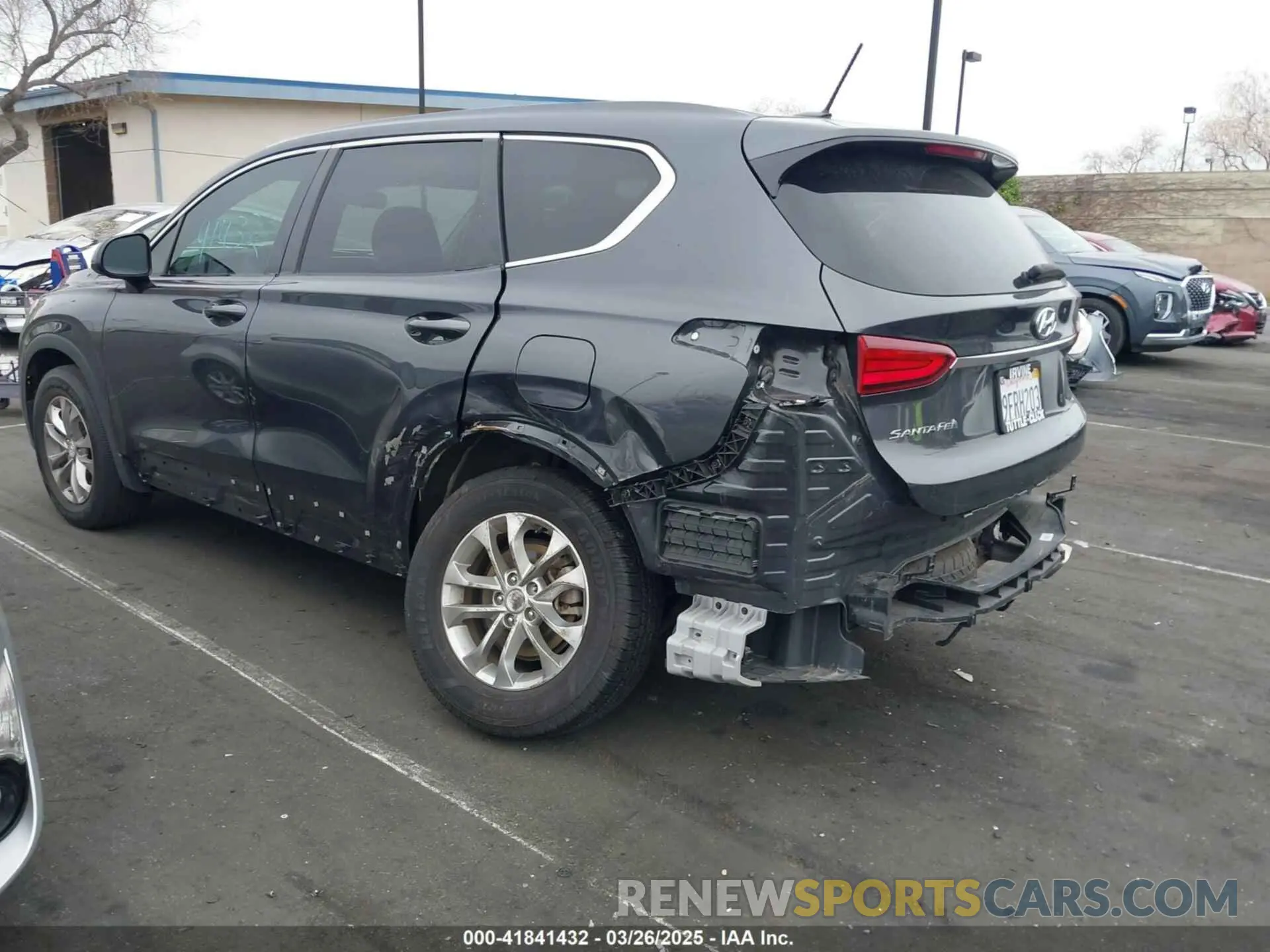 6 fotografías del automóvil dañado 5NMS23AD5LH187715 HYUNDAI SANTA FE 2020
