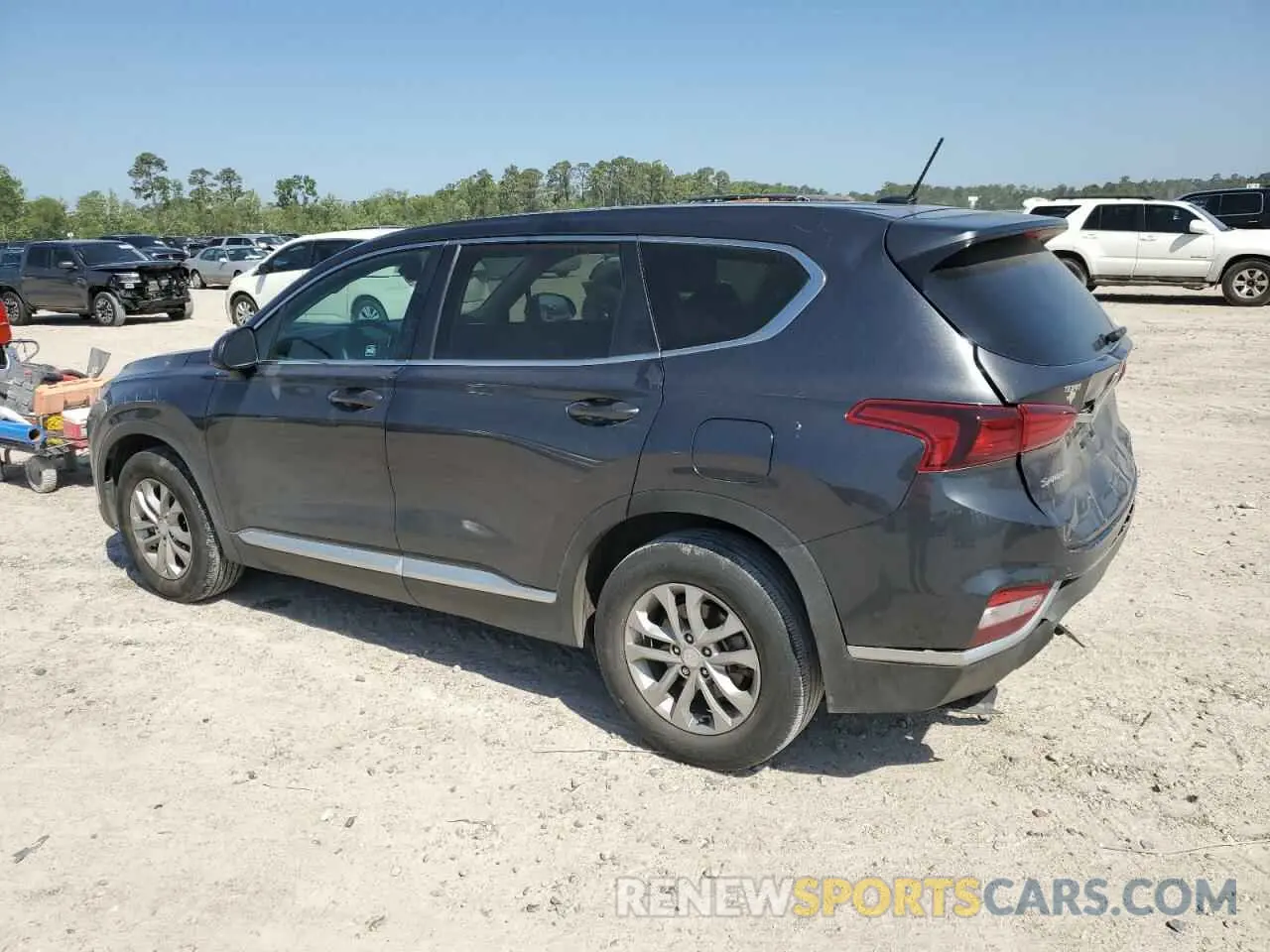 2 fotografías del automóvil dañado 5NMS23AD5LH221796 HYUNDAI SANTA FE 2020