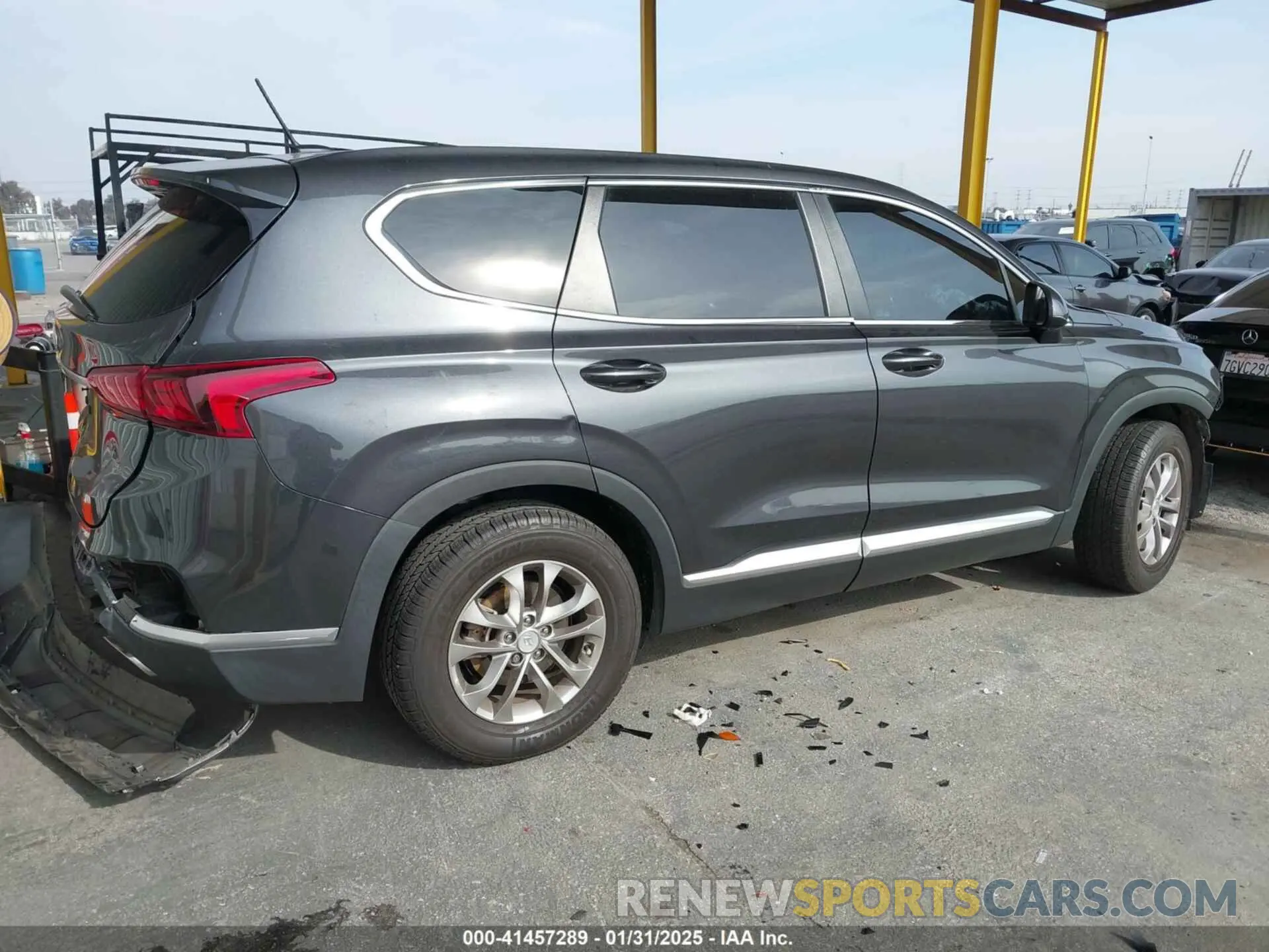 4 fotografías del automóvil dañado 5NMS23AD7LH254945 HYUNDAI SANTA FE 2020
