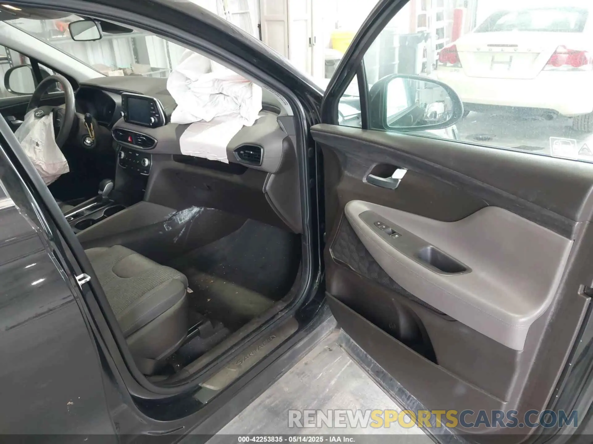 5 fotografías del automóvil dañado 5NMS2CAD1LH144716 HYUNDAI SANTA FE 2020