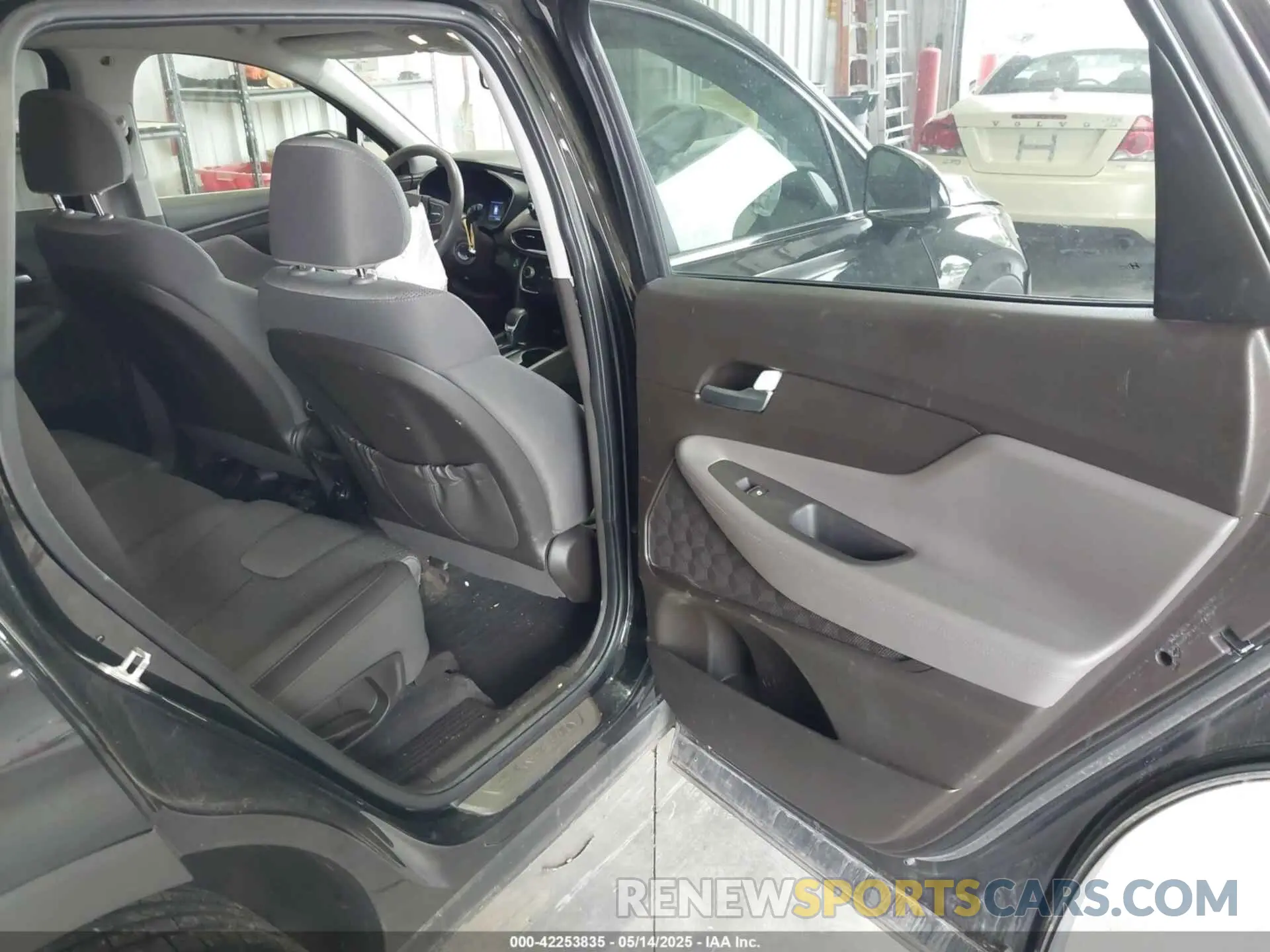 8 fotografías del automóvil dañado 5NMS2CAD1LH144716 HYUNDAI SANTA FE 2020