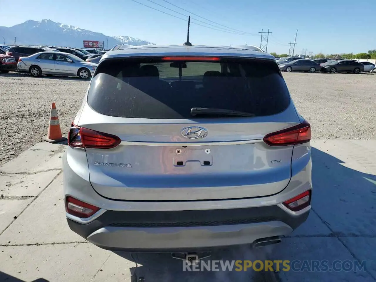 6 fotografías del automóvil dañado 5NMS2CAD1LH199165 HYUNDAI SANTA FE 2020