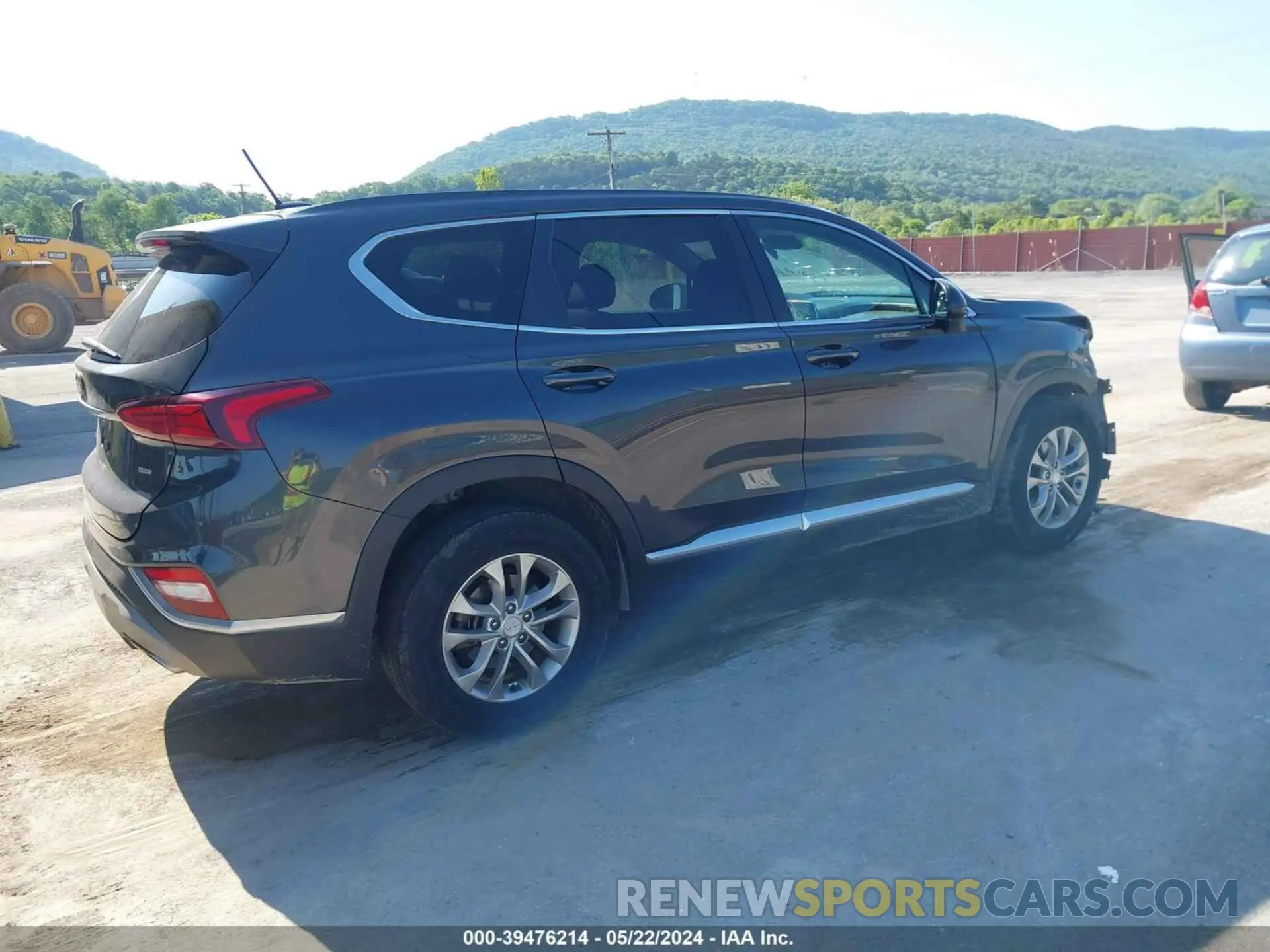 4 fotografías del automóvil dañado 5NMS2CAD1LH229443 HYUNDAI SANTA FE 2020