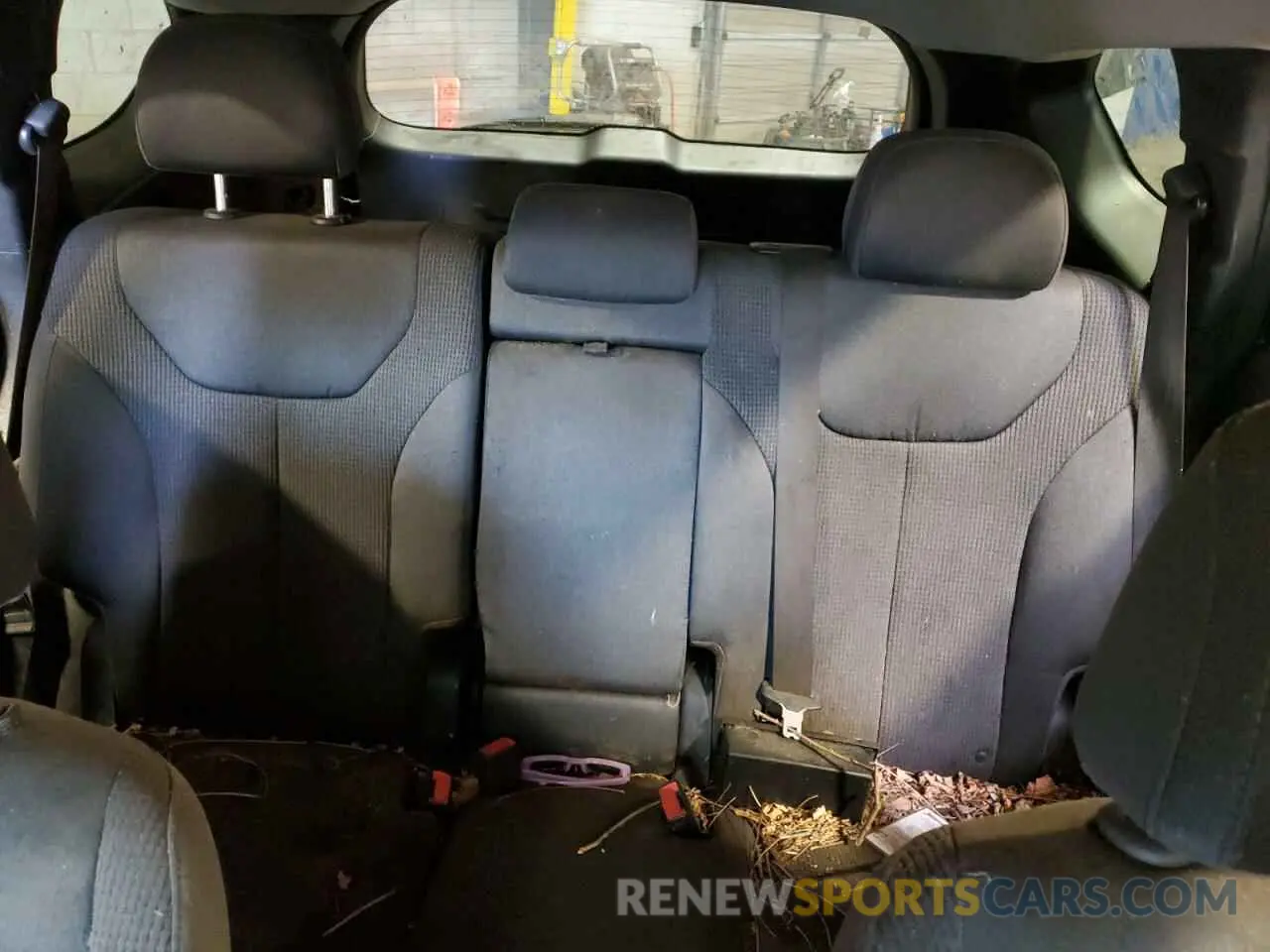 10 fotografías del automóvil dañado 5NMS2CAD7LH170429 HYUNDAI SANTA FE 2020