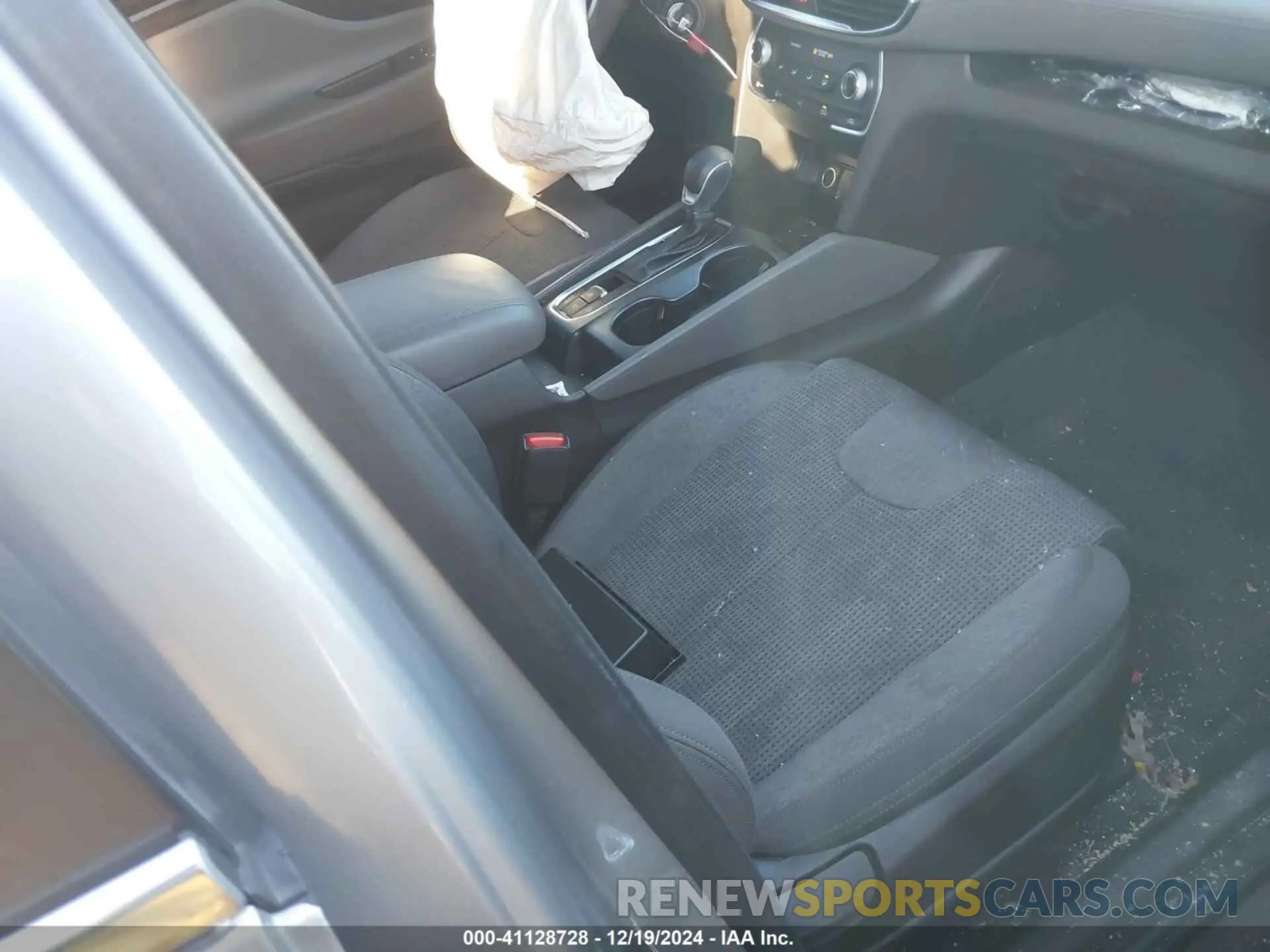 5 fotografías del automóvil dañado 5NMS2CAD7LH280610 HYUNDAI SANTA FE 2020