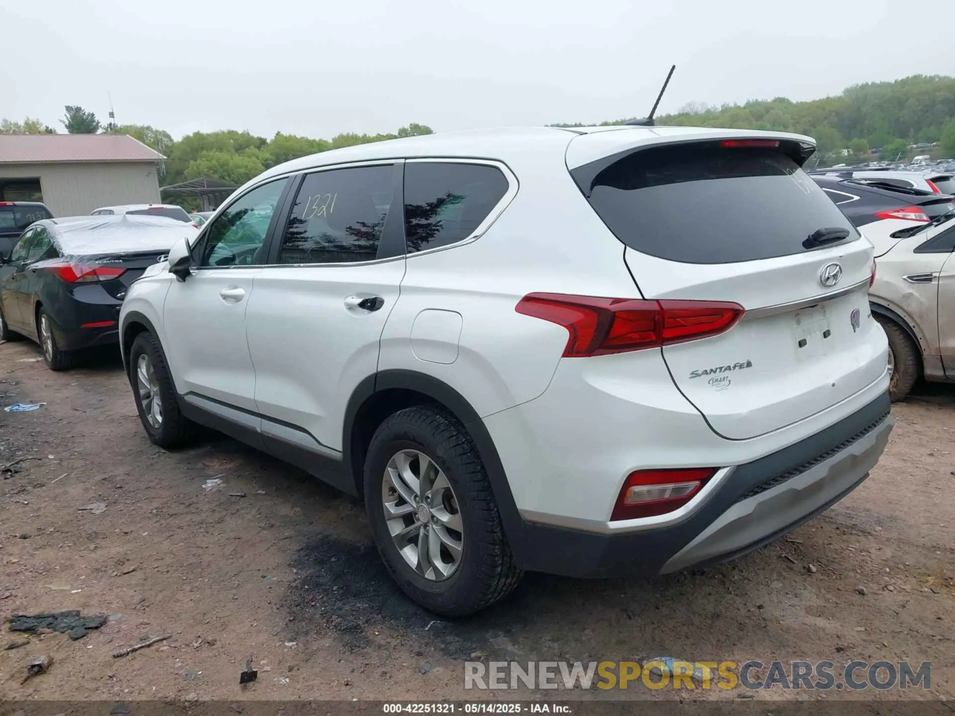 3 fotografías del automóvil dañado 5NMS2CAD9LH155317 HYUNDAI SANTA FE 2020