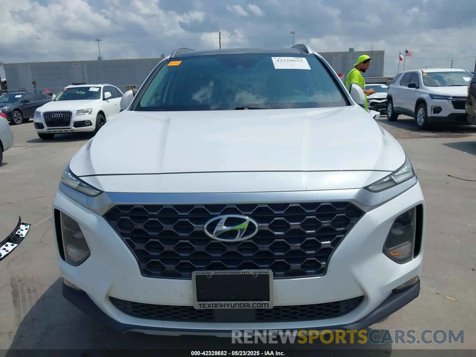 13 fotografías del automóvil dañado 5NMS33AA2LH214808 HYUNDAI SANTA FE 2020
