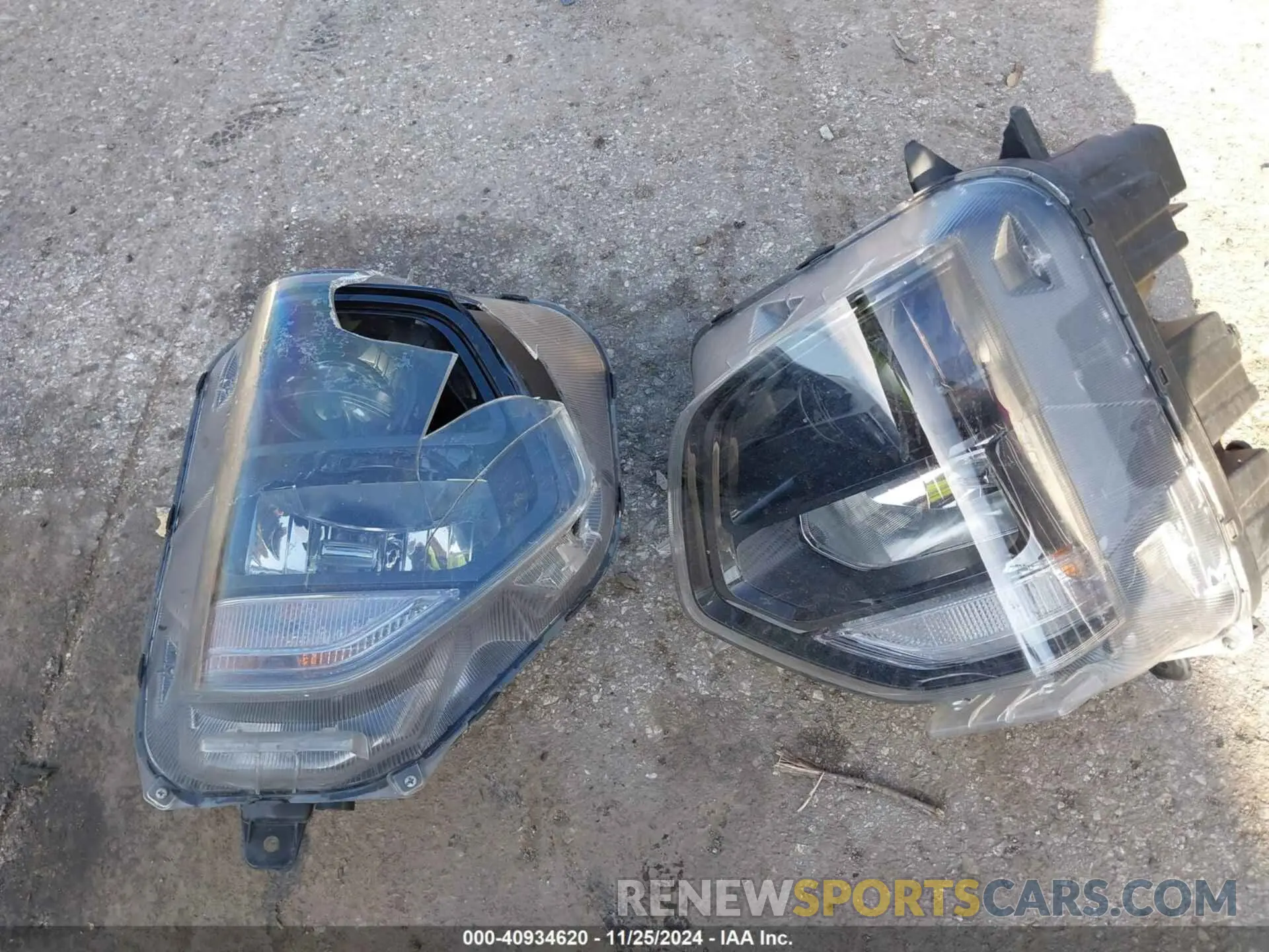 12 fotografías del automóvil dañado 5NMS33AD3LH145797 HYUNDAI SANTA FE 2020