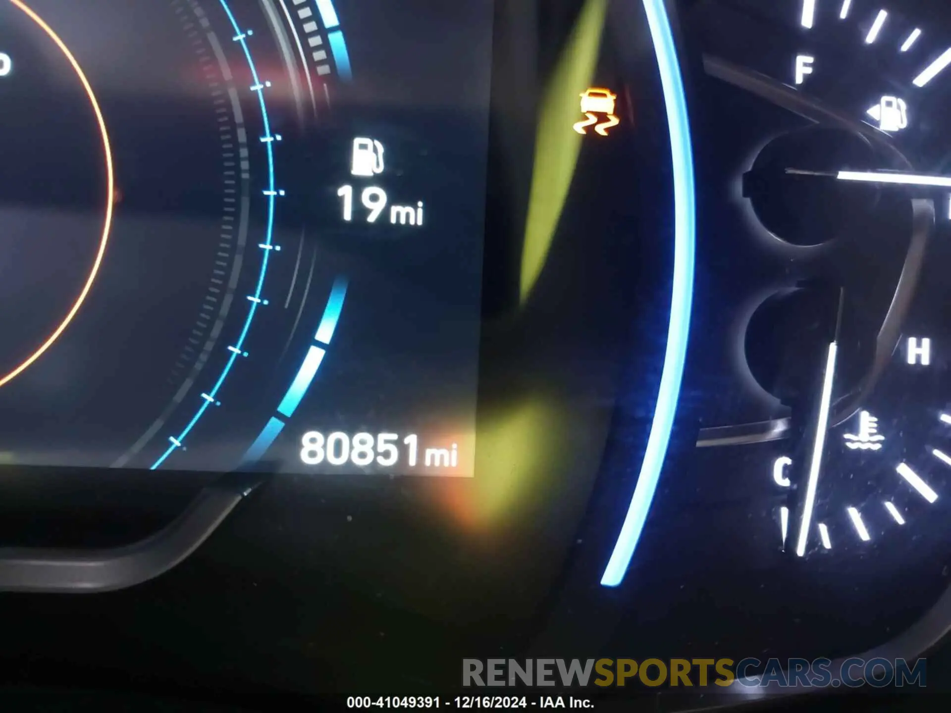15 fotografías del automóvil dañado 5NMS33AD5LH155943 HYUNDAI SANTA FE 2020