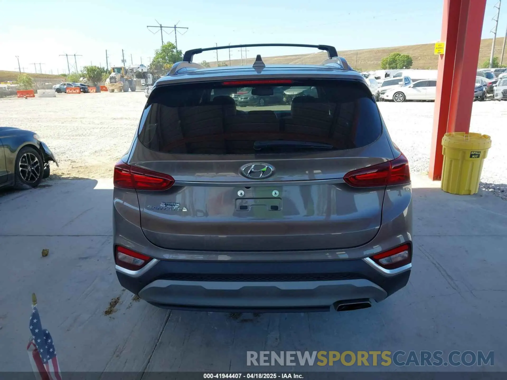 16 fotografías del automóvil dañado 5NMS33AD5LH222122 HYUNDAI SANTA FE 2020