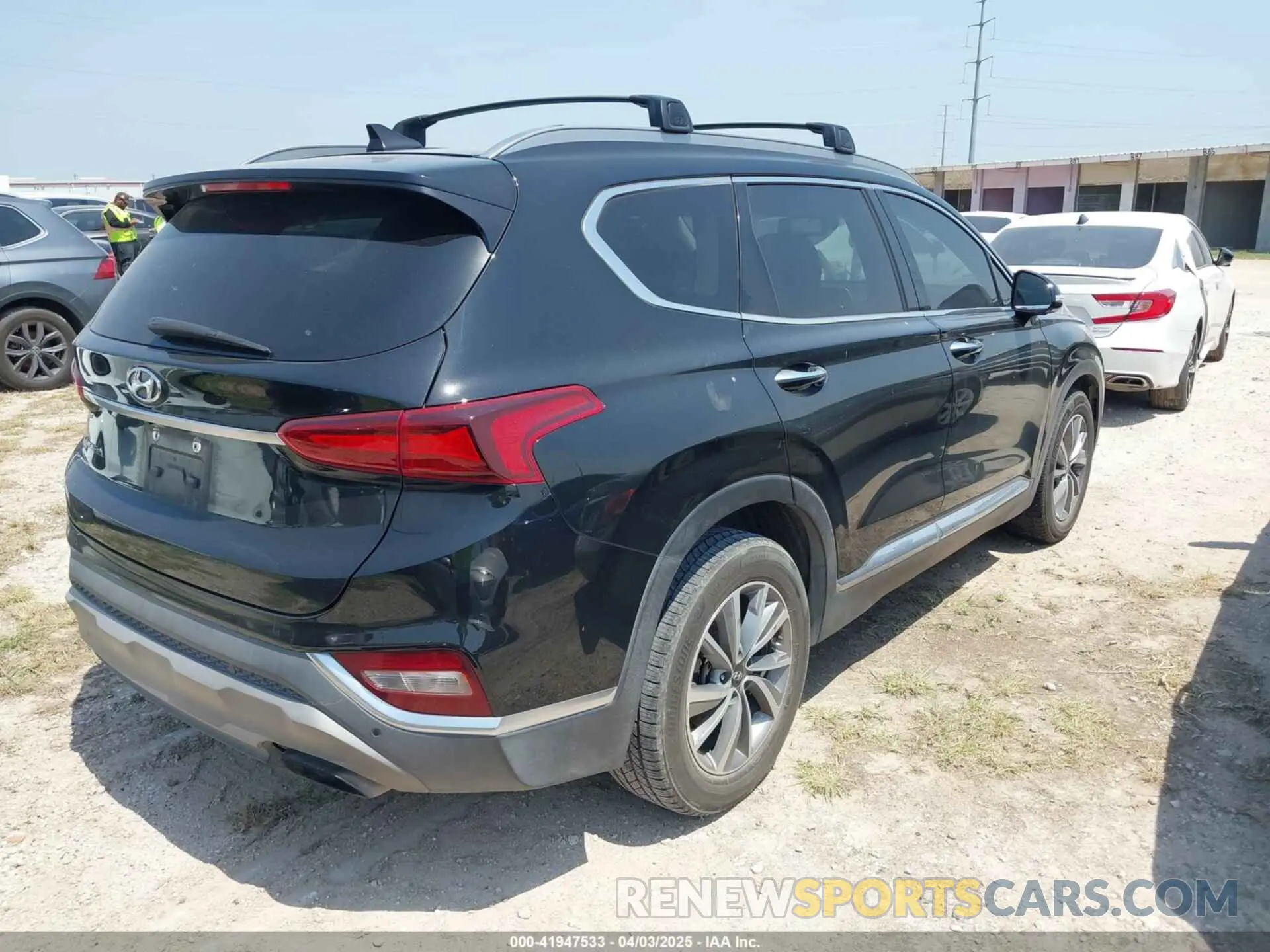 4 fotografías del automóvil dañado 5NMS33AD8LH214712 HYUNDAI SANTA FE 2020